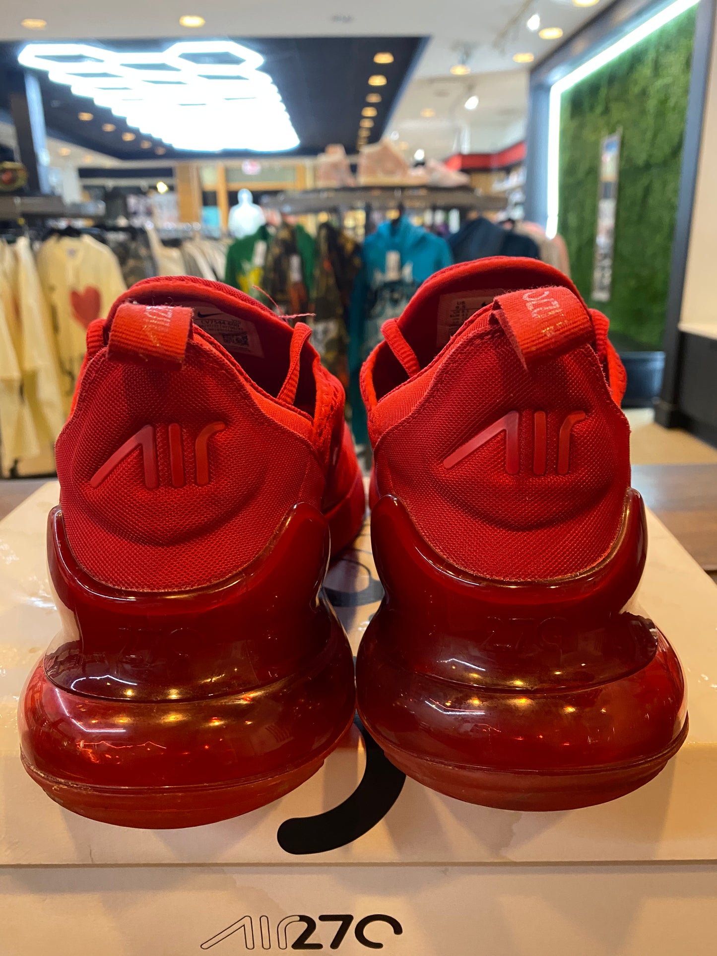 Air Max 270 University Red PRE OWNED