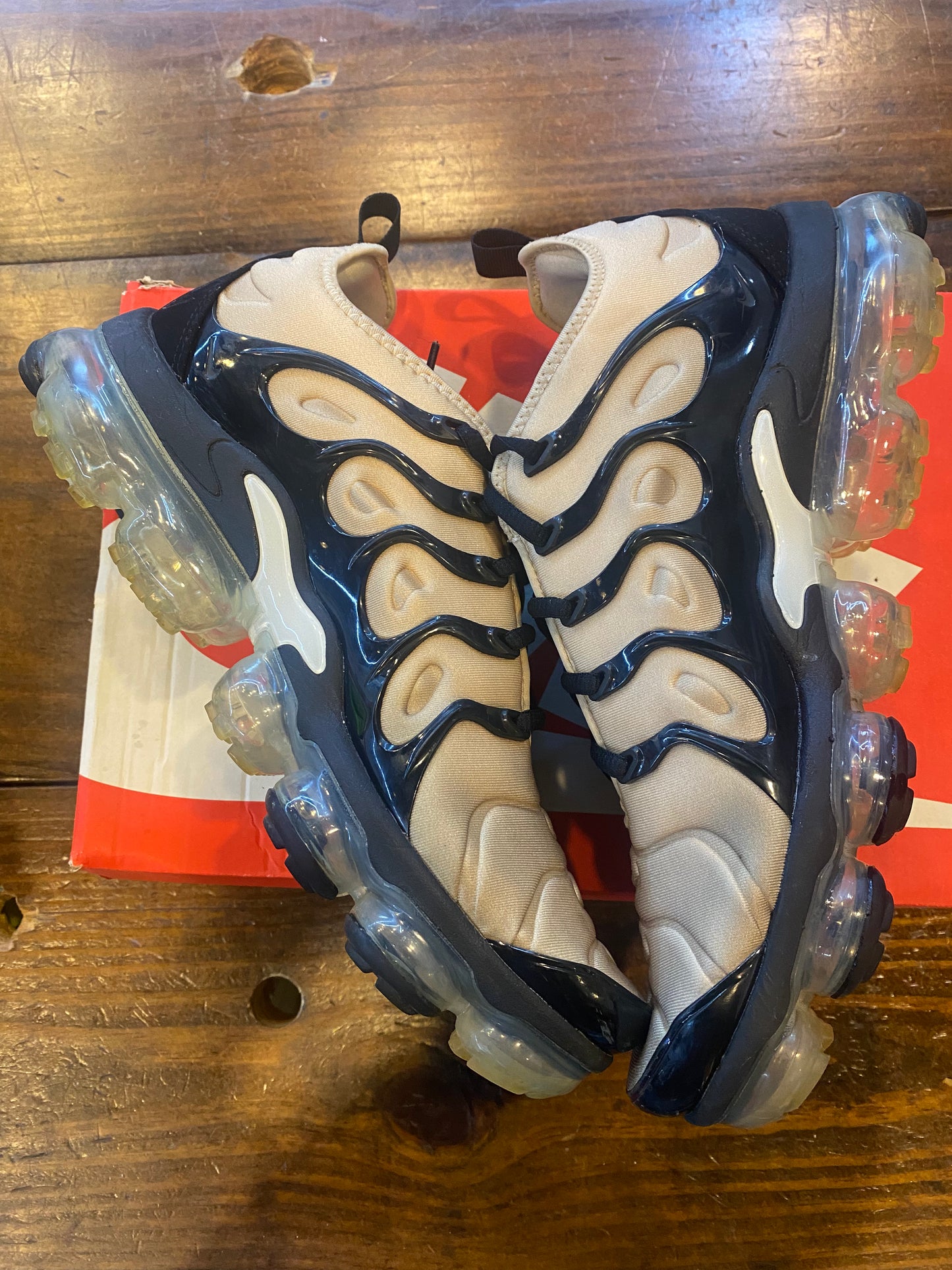 Air Vapor Max Plus Rattan PRE OWNED