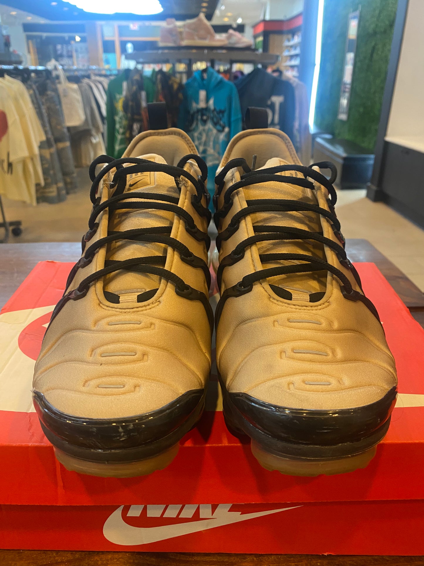 Air Vapor Max Plus Rattan PRE OWNED