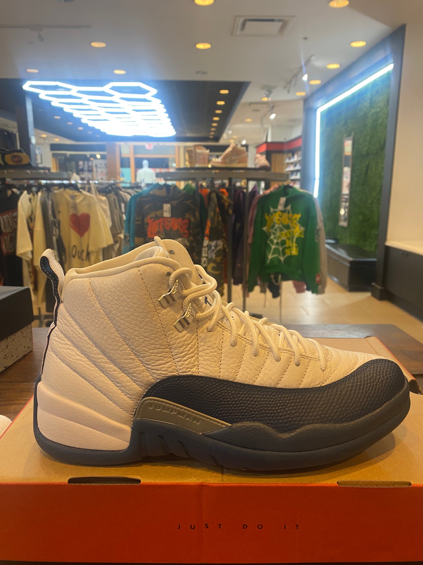 Jordan 12 Retro French Blue 2025 PRE OWNED