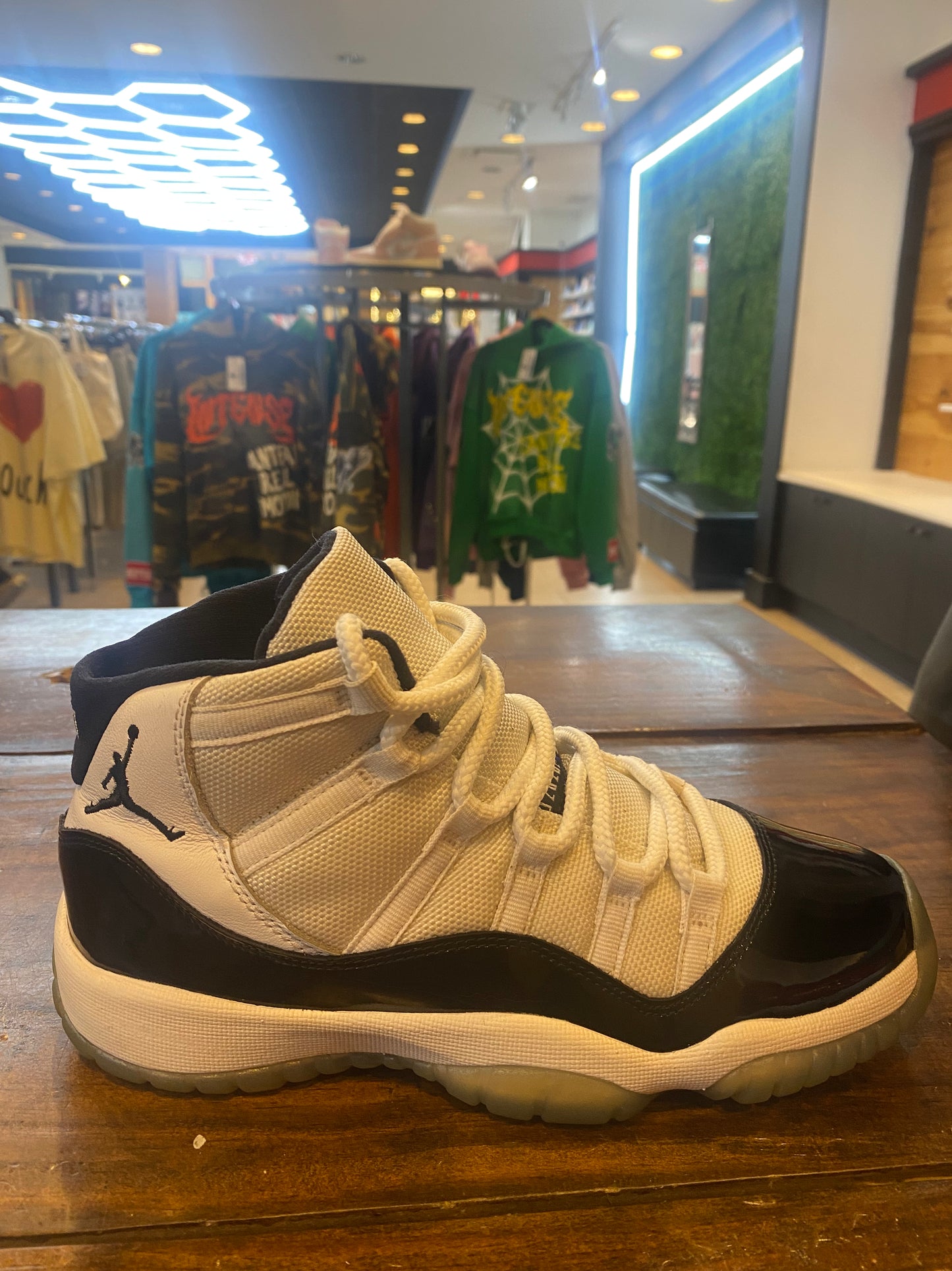 Jordan 11 Retro GS Concord 2018 PRE OWNED