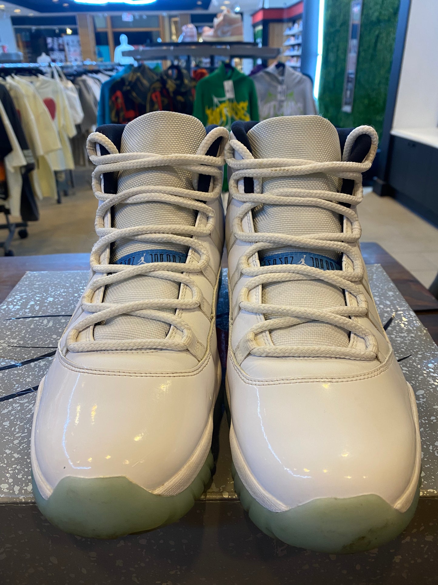 Jordan 11 Retro Legend Blue 2014 PRE OWNED