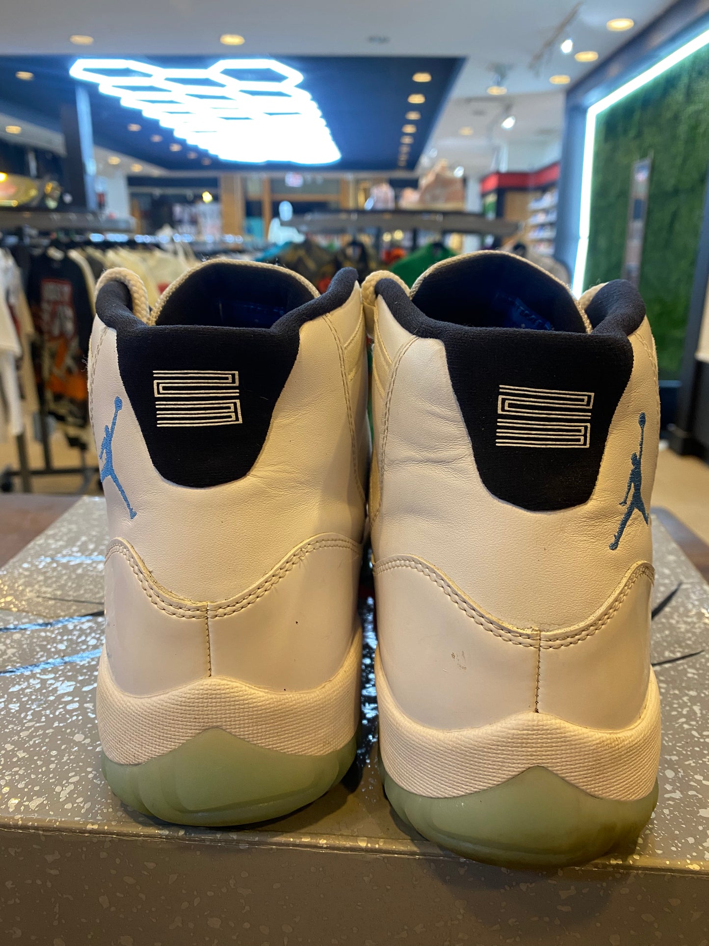 Jordan 11 Retro Legend Blue 2014 PRE OWNED