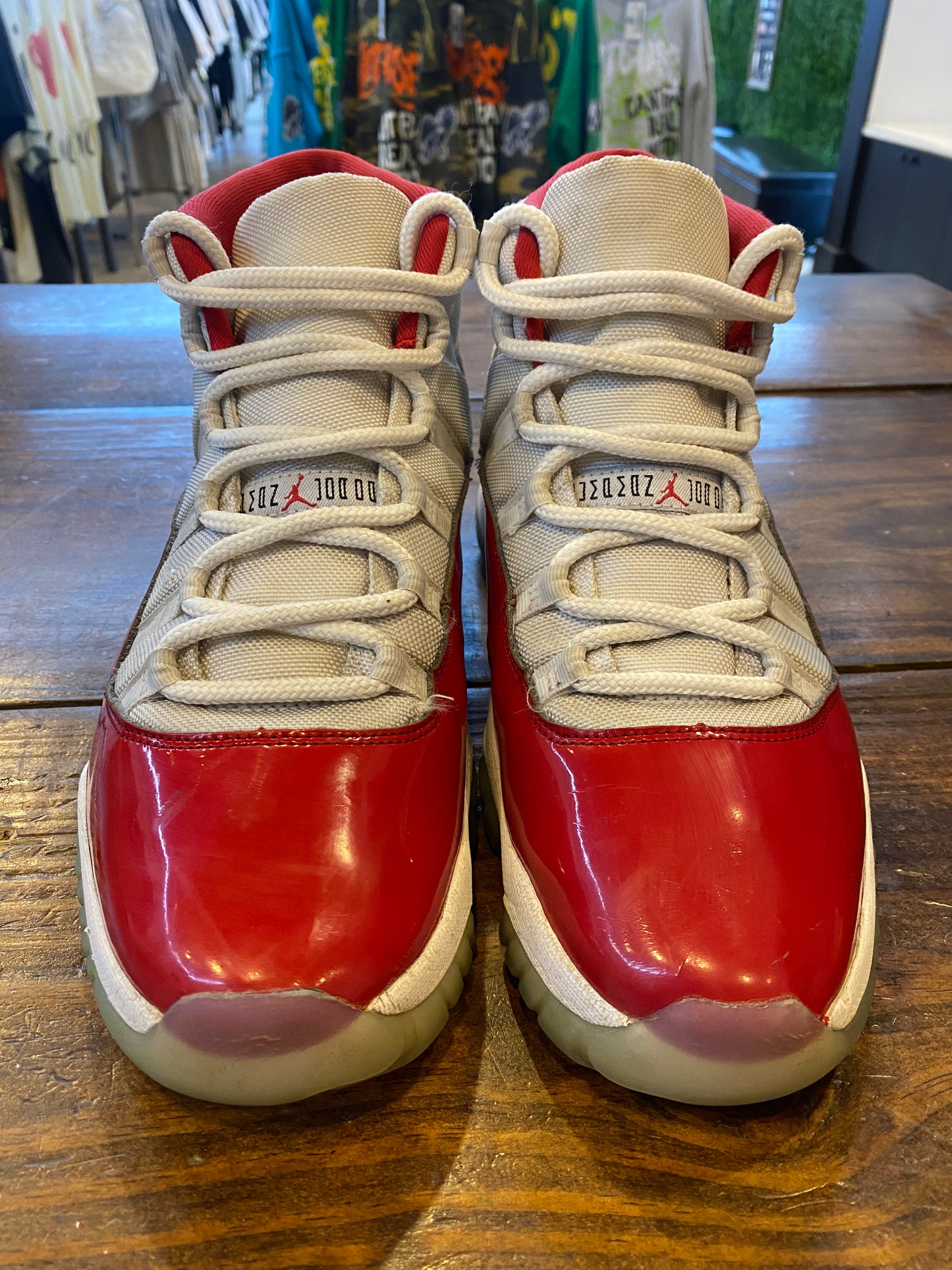 Jordan 11 Retro Cherry PRE OWNED