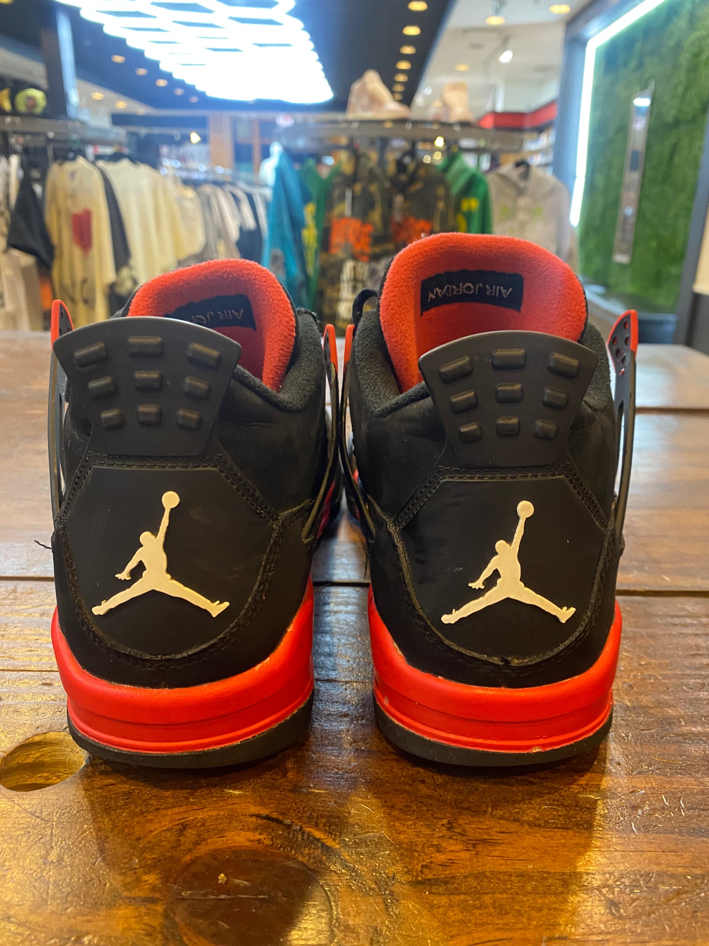 Jordan 4 Retro GS Red Thunder PRE OWNED