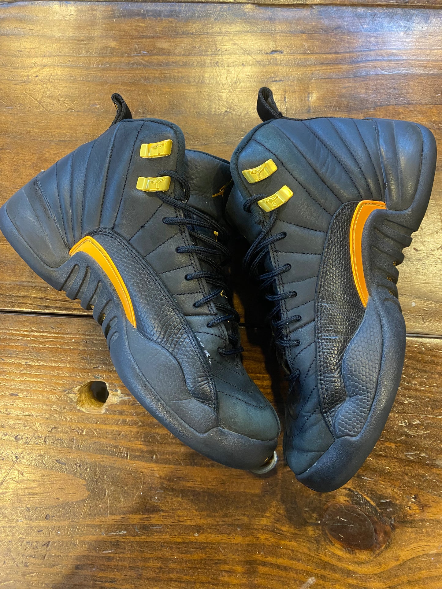 Jordan 12 Retro GS Black Taxi PRE OWNED