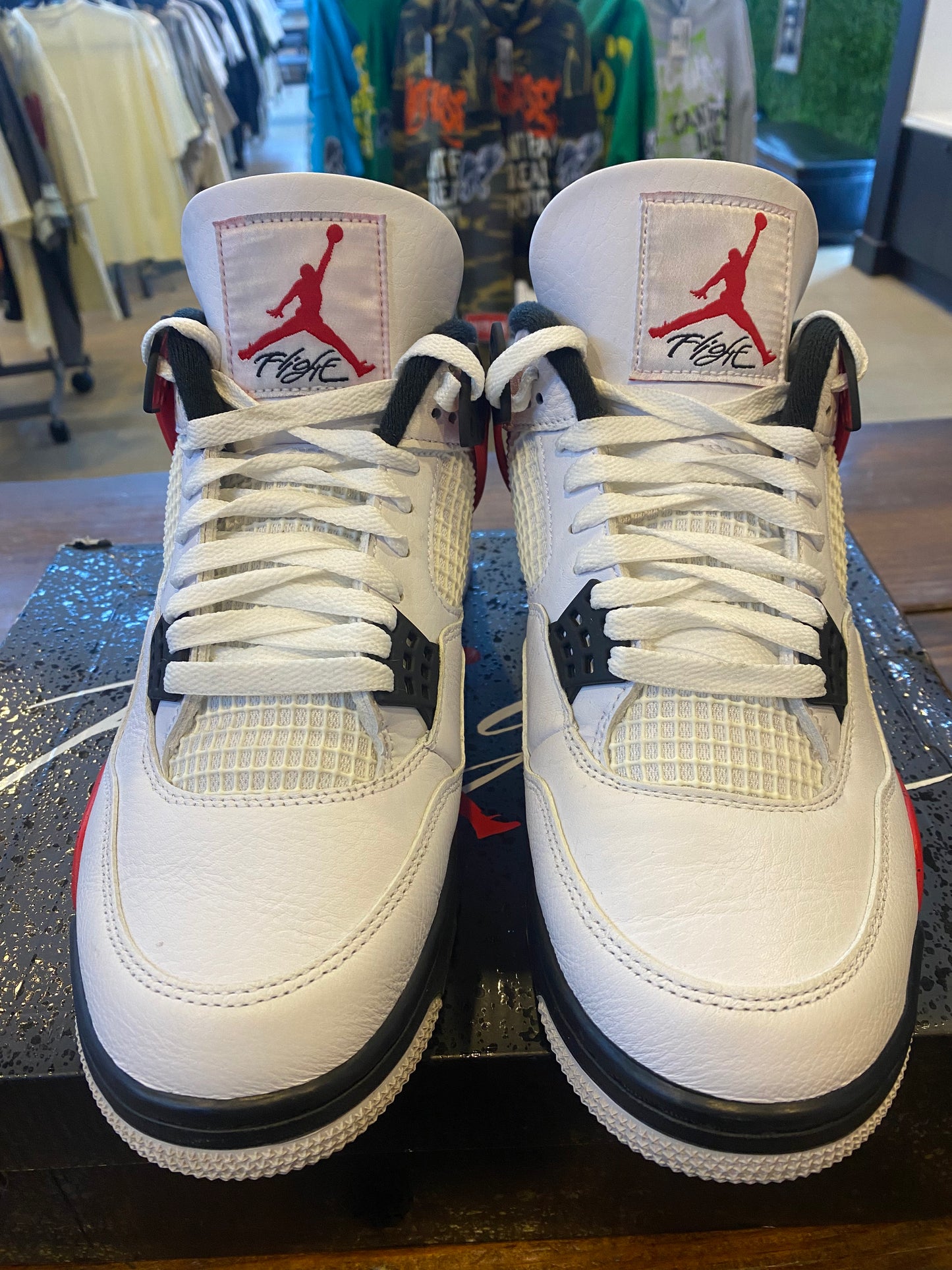 Jordan 4 Retro Red Cement PRE OWNED