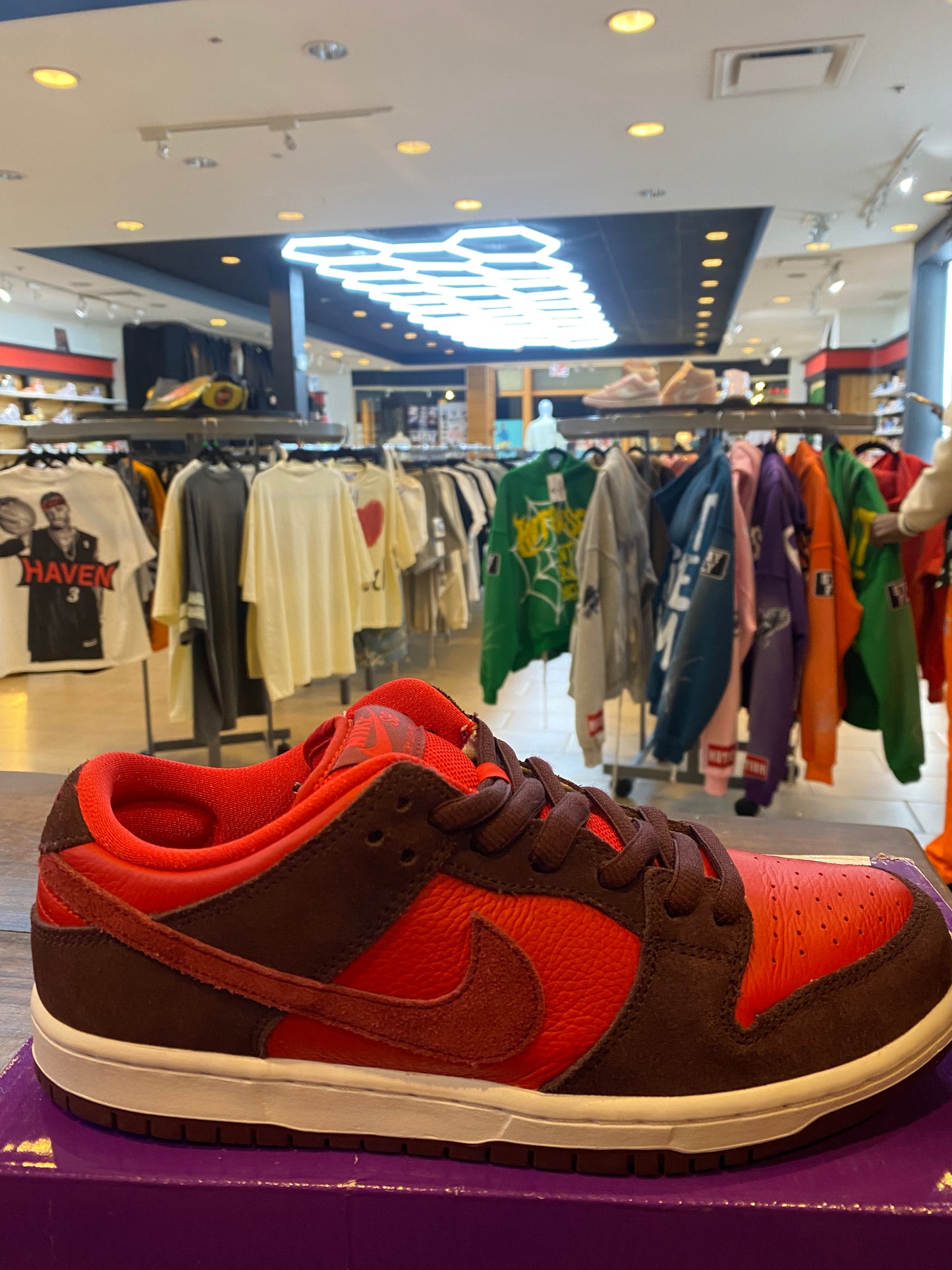 Dunk Low Pro SB Fruity Pack Cherry PRE OWNED