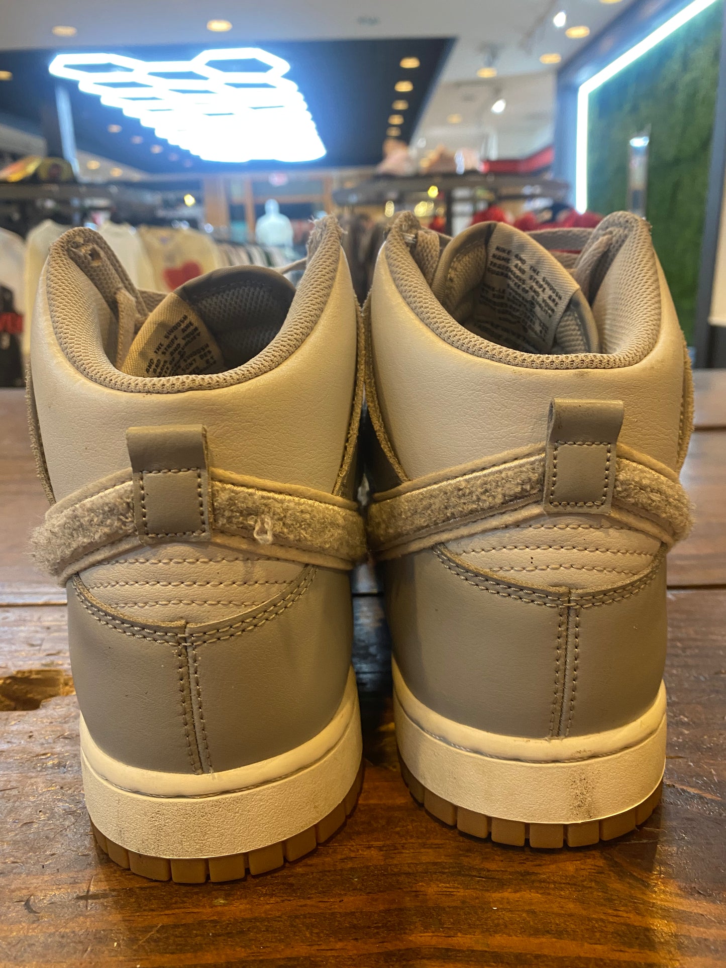 Dunk High Chenille Swoosh Light Smoke Grey PRE OWNED