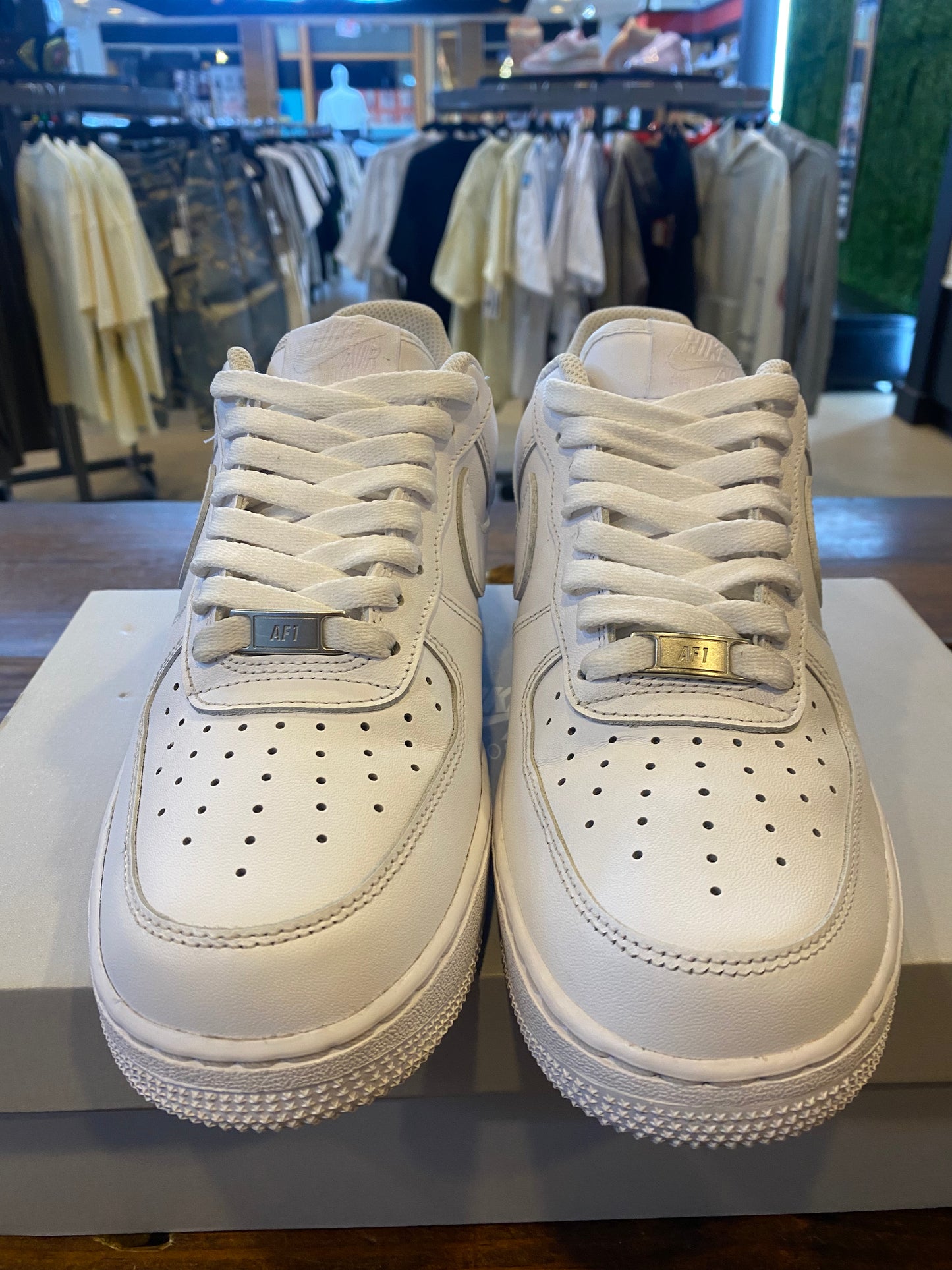 Air Force 1 07 Triple White PRE OWNED