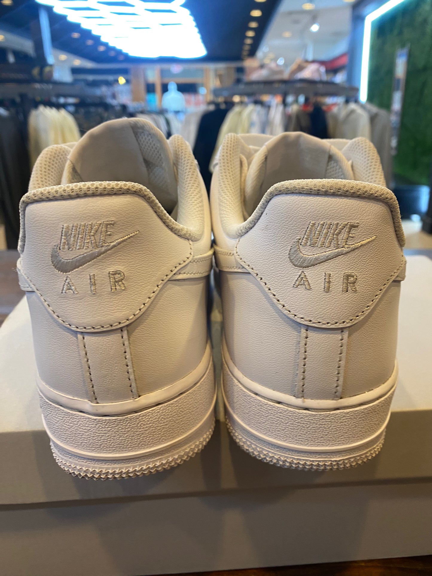Air Force 1 07 Triple White PRE OWNED