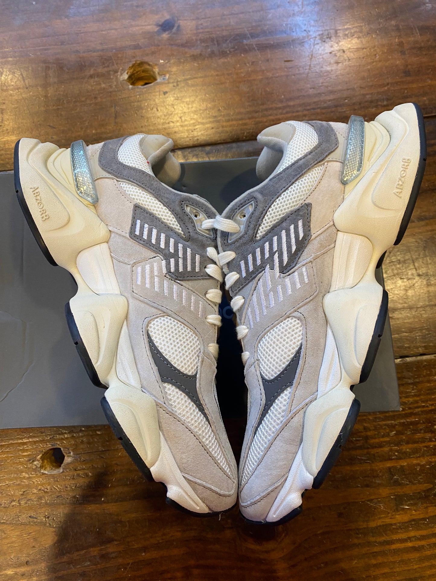 New Balance 9060 Rain Cloud PRE OWNED