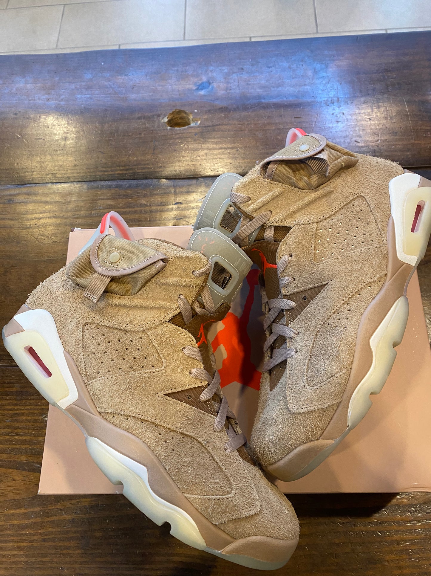 Travis Scott X Jordan 6 Retro British Khaki PRE OWNED
