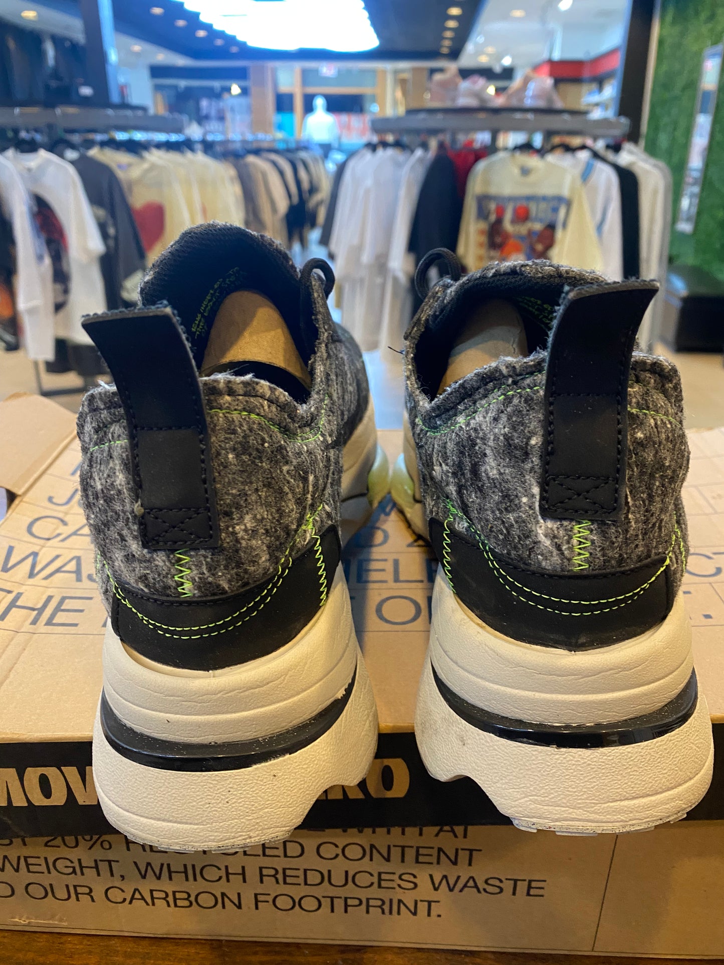 Air Zoom Type M 2 Z 2 Recycled Wool Pack Black Electric Green PRE OWNED