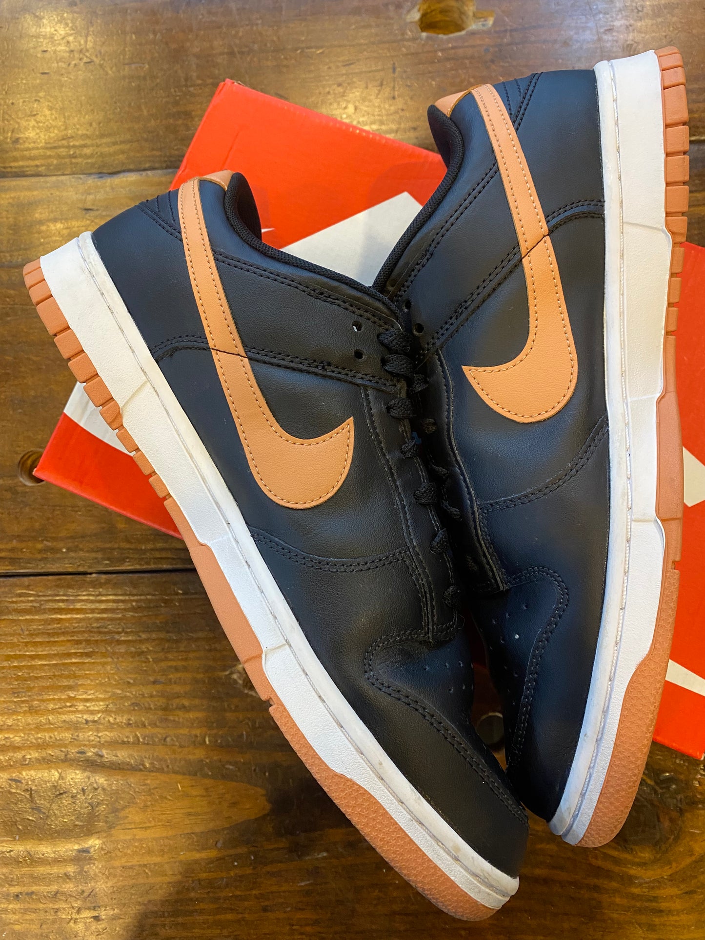 Dunk Low Black Amber Brown PRE OWNED