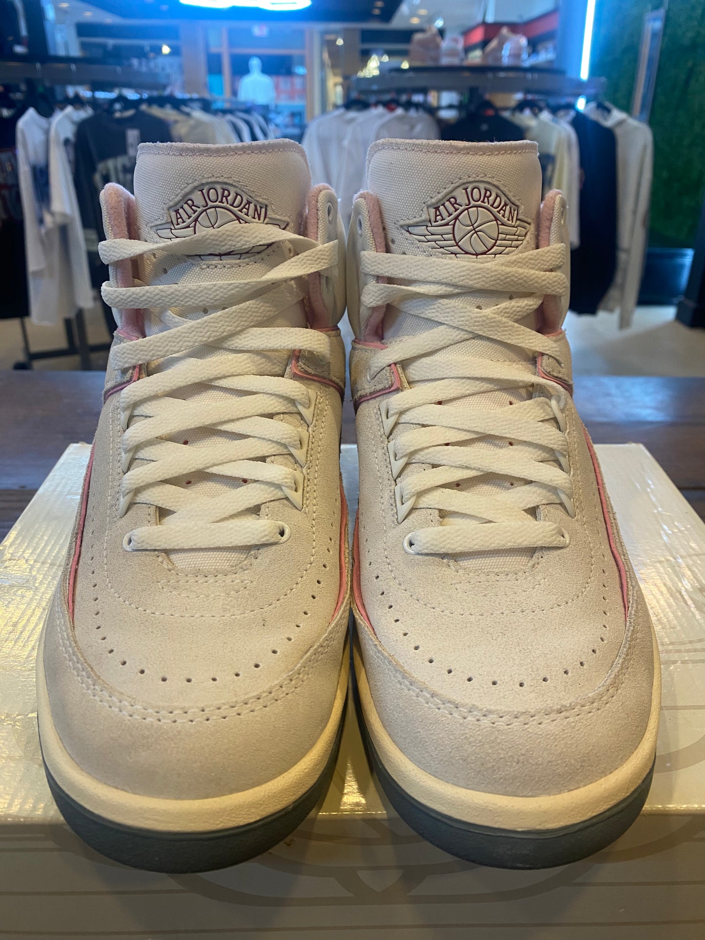 Wmns Jordan 2 Retro Soft Pink PRE OWNED