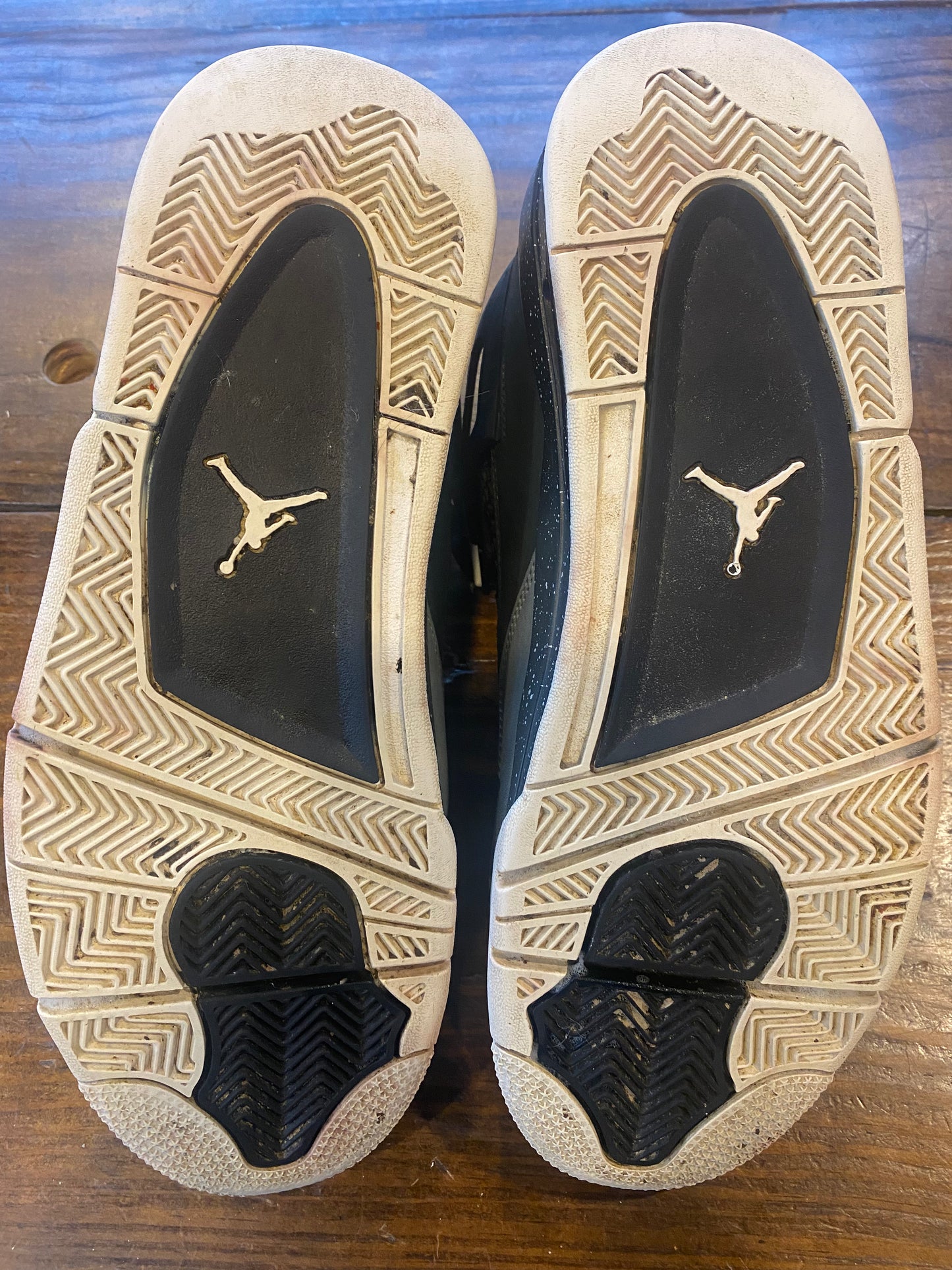 Jordan 4 Retro Fear 2024 PRE OWNED