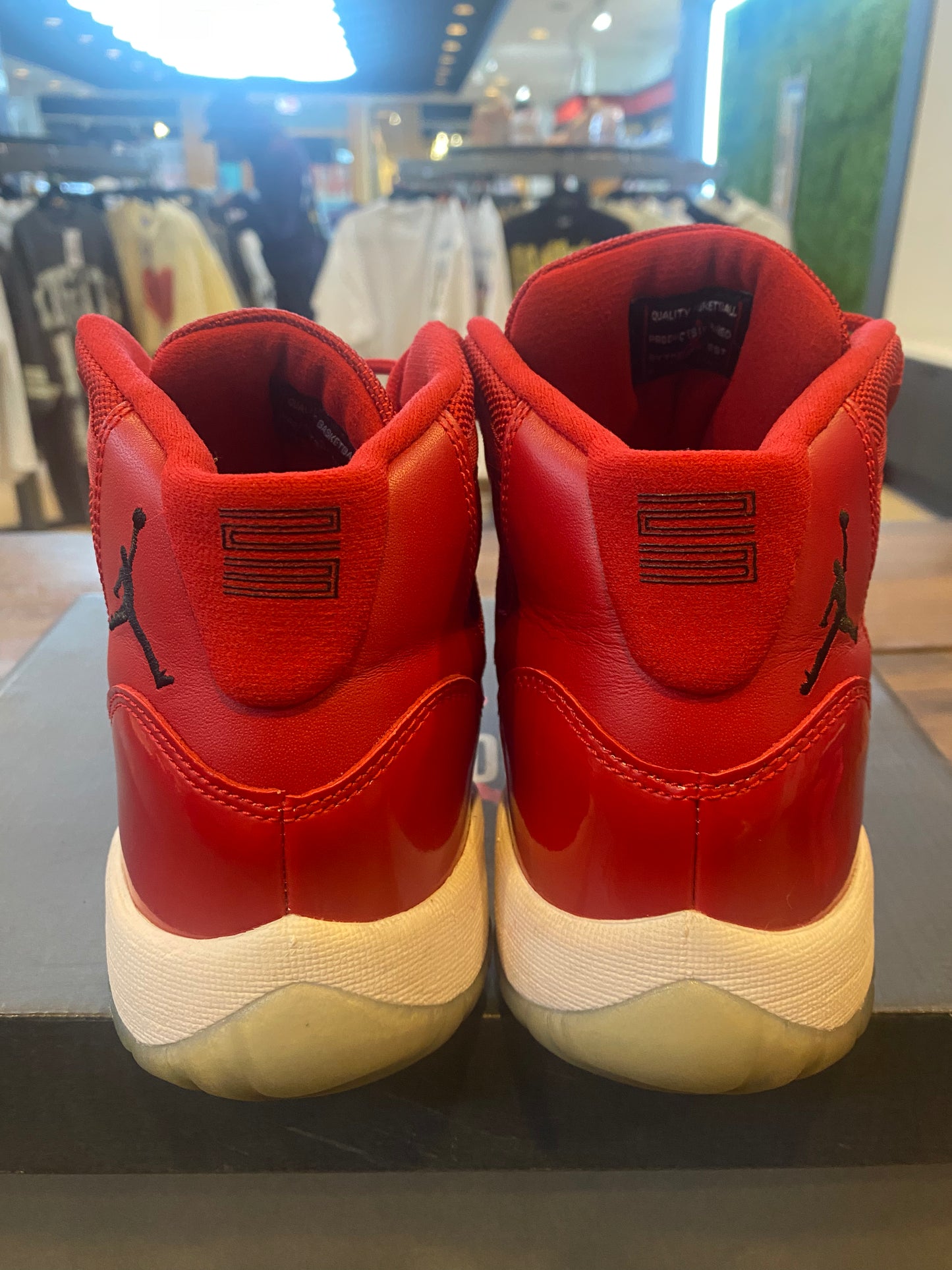 Jordan 11 Retro GS Win Like 96 PRE OWNED