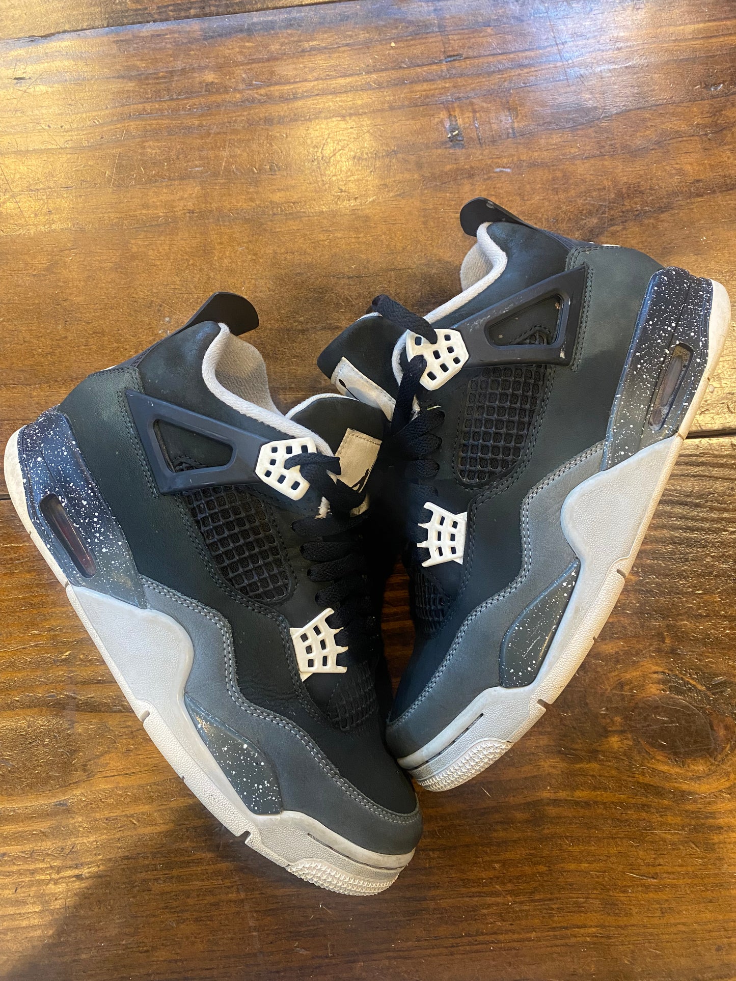 Jordan 4 Retro Fear 2024 PRE OWNED