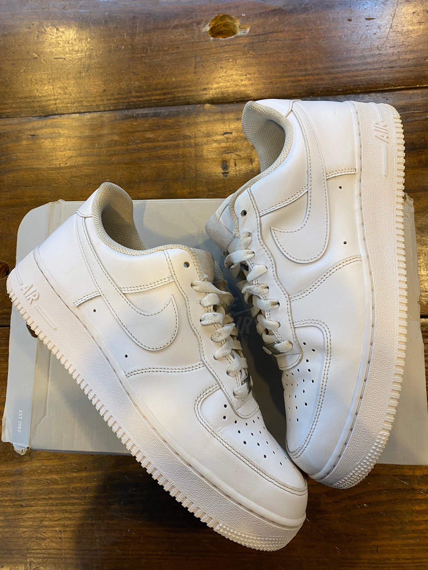 Air Force 1 07 Triple White PRE OWNED