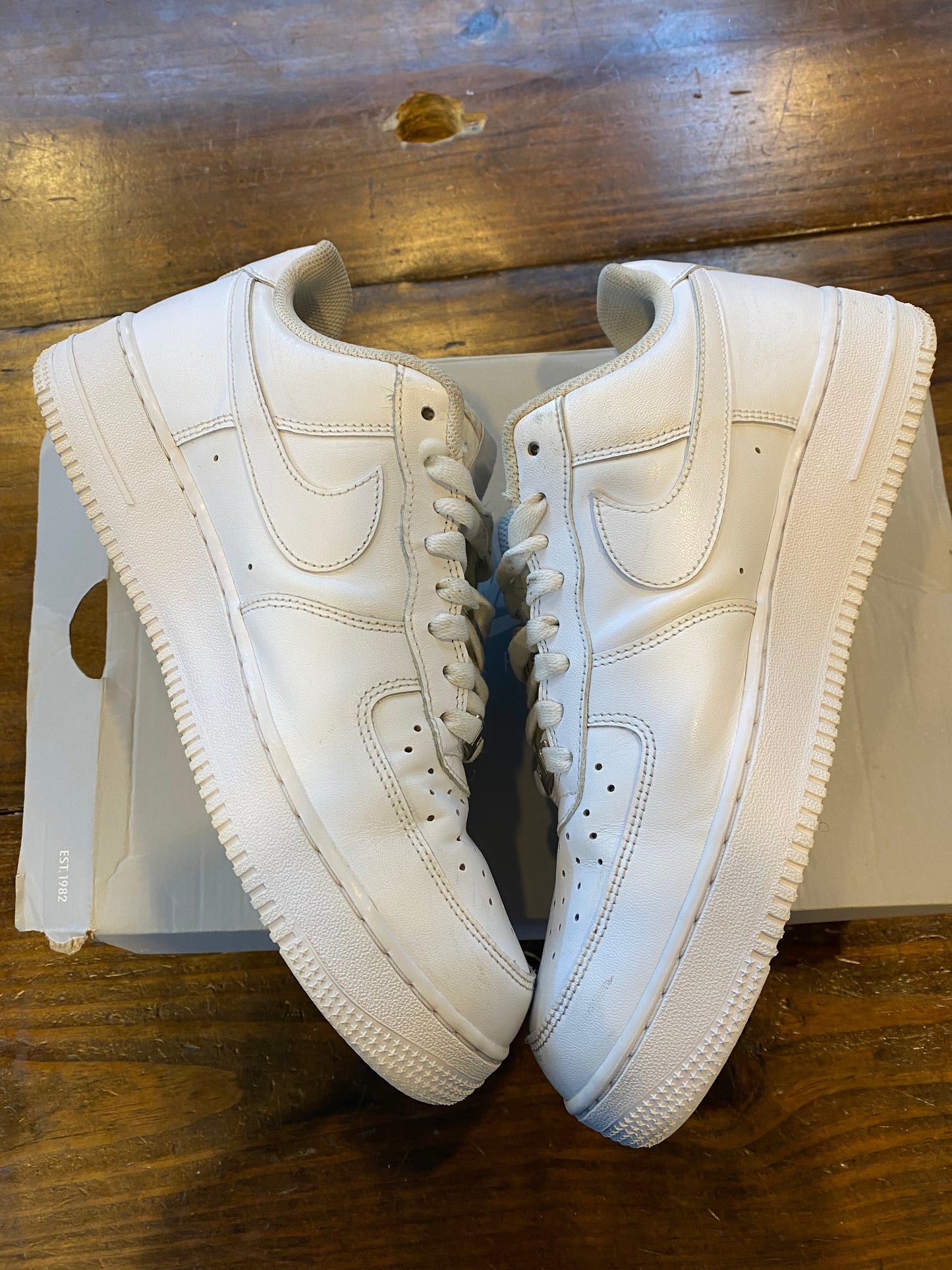 Air Force 1 07 Triple White PRE OWNED