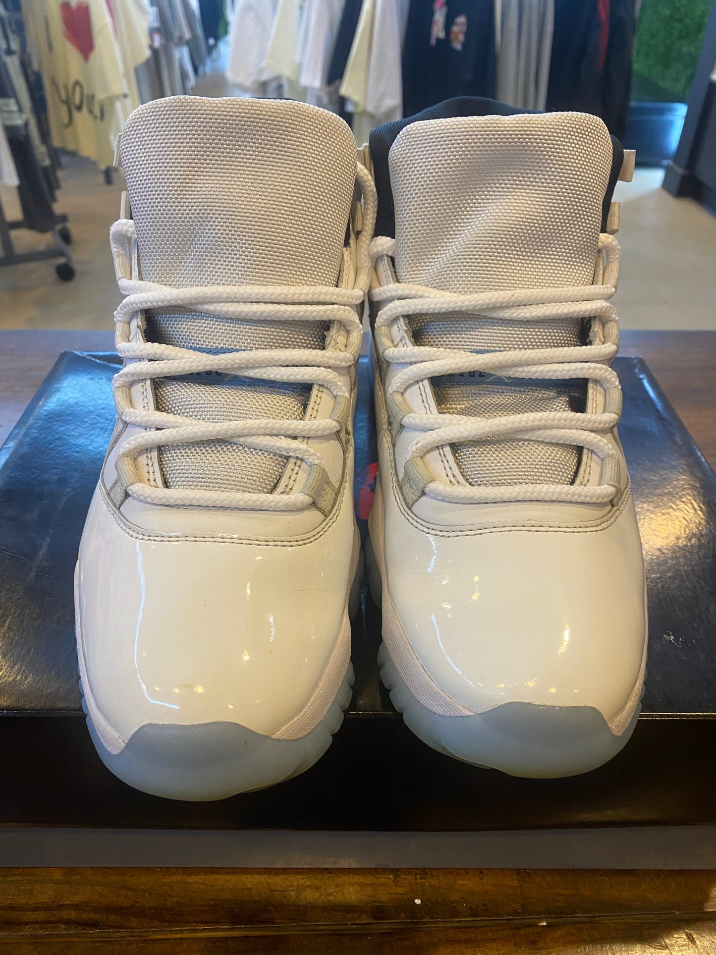 Jordan 11 Retro Columbia Legend Blue 2024 PRE OWNED