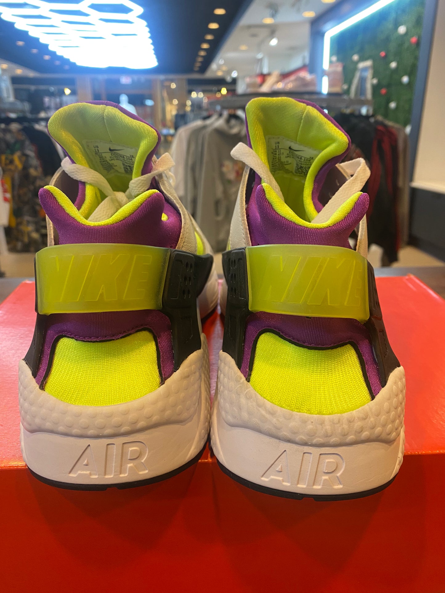 Air Huarache Magenta PRE OWNED