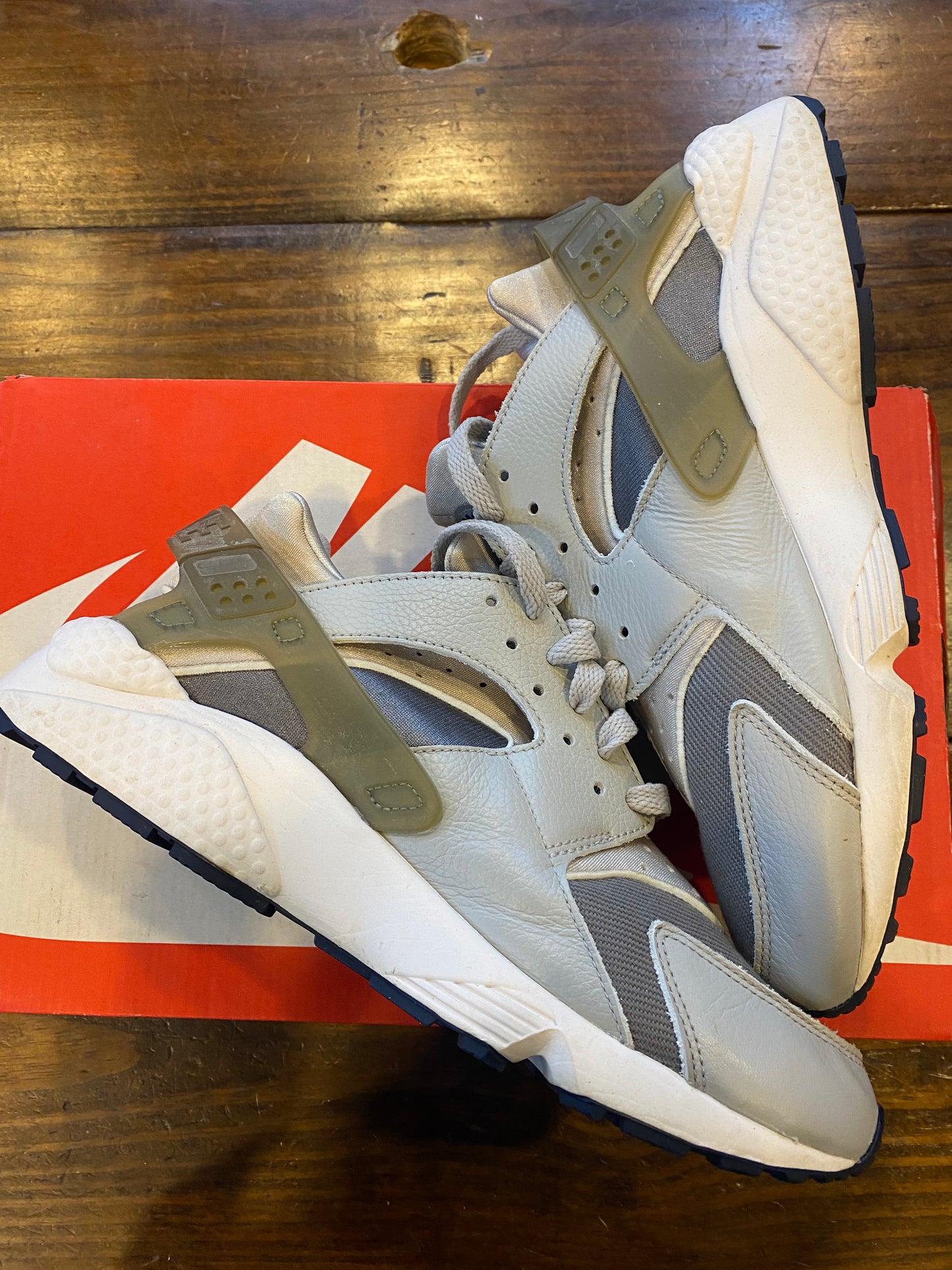 Air Huarache Flat Pewter PRE OWNED