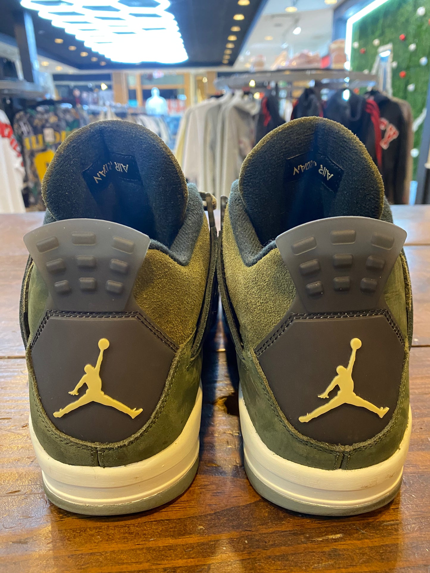 Jordan 4 Retro SE Craft Olive PRE OWNED