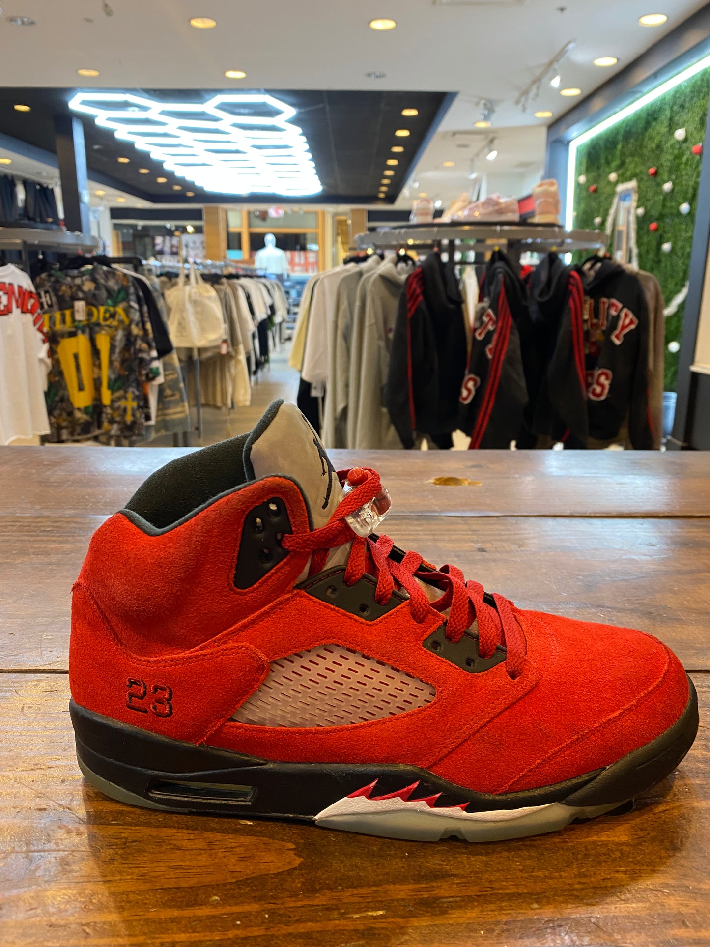 Jordan 5 Retro Raging Bull 2021 PRE OWNED