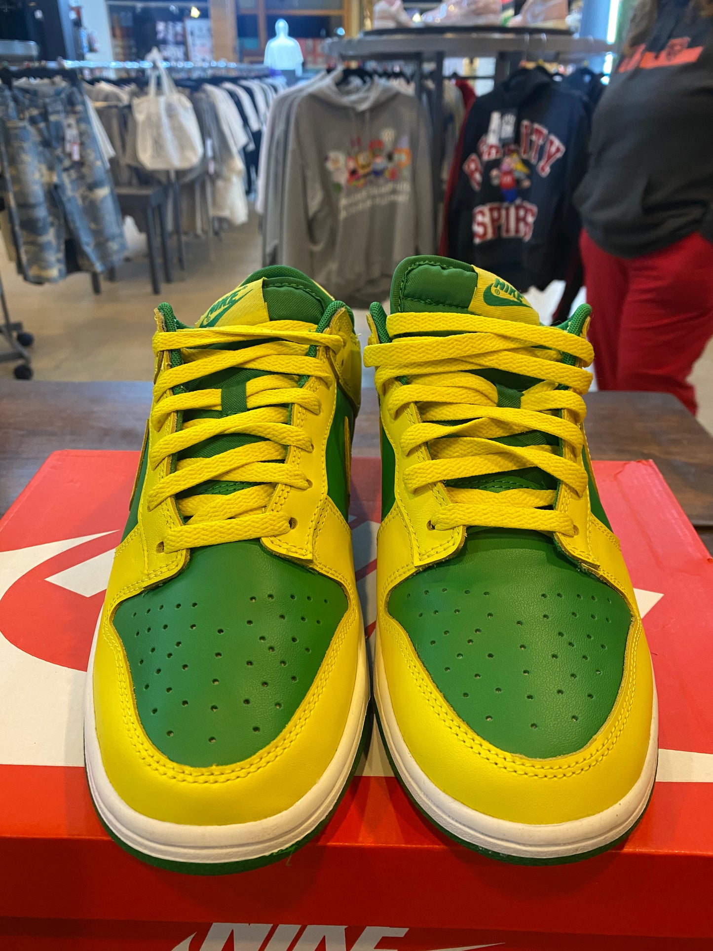 Dunk Low Reverse Brazil PRE OWNED