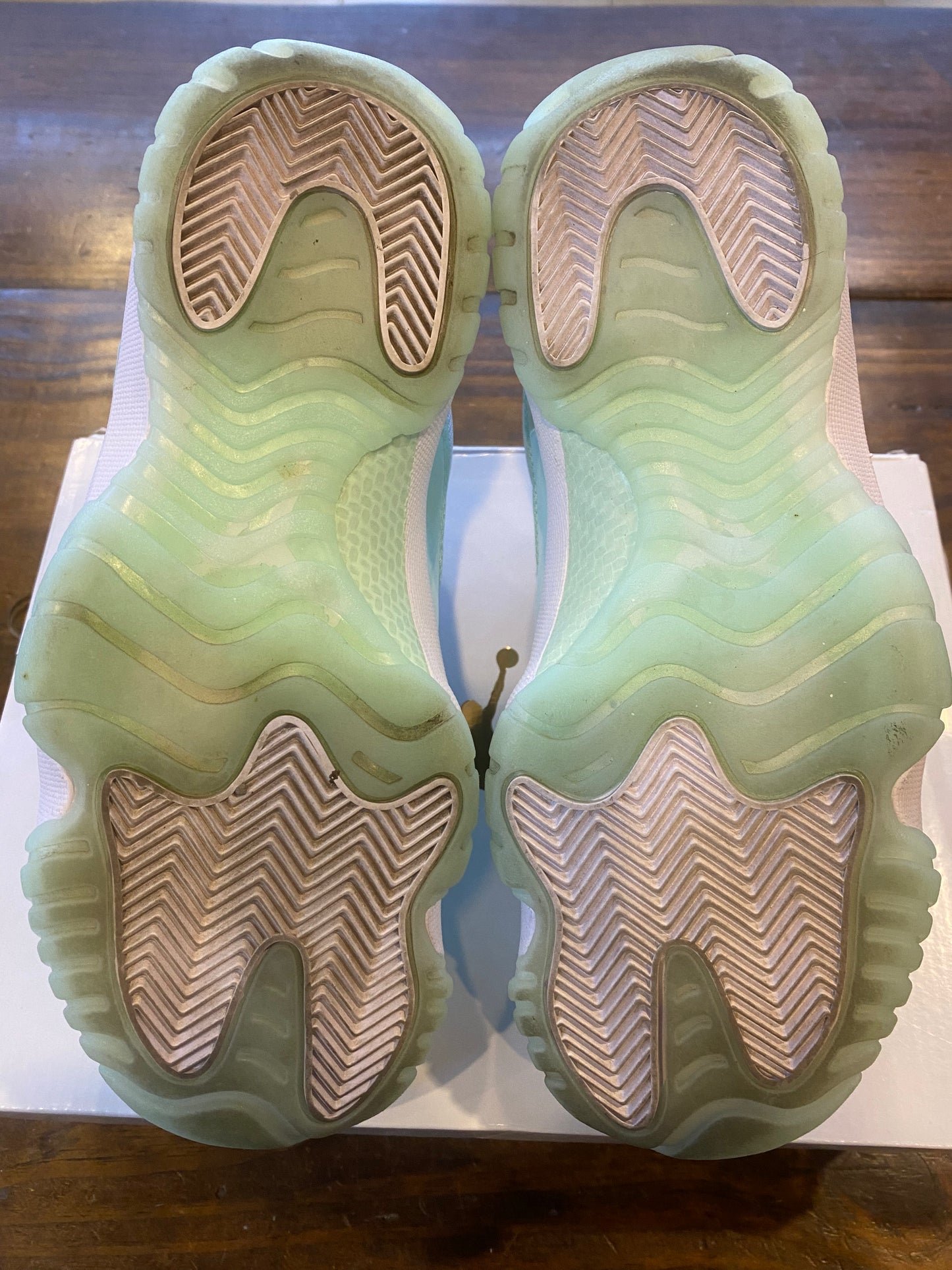 Wmns Jordan 11 Retro Low Igloo PRE OWNED