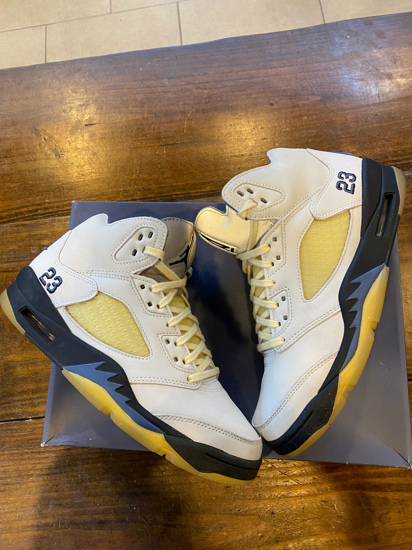 A Ma Maniere X Wmns Jordan 5 Retro Dawn PRE OWNED