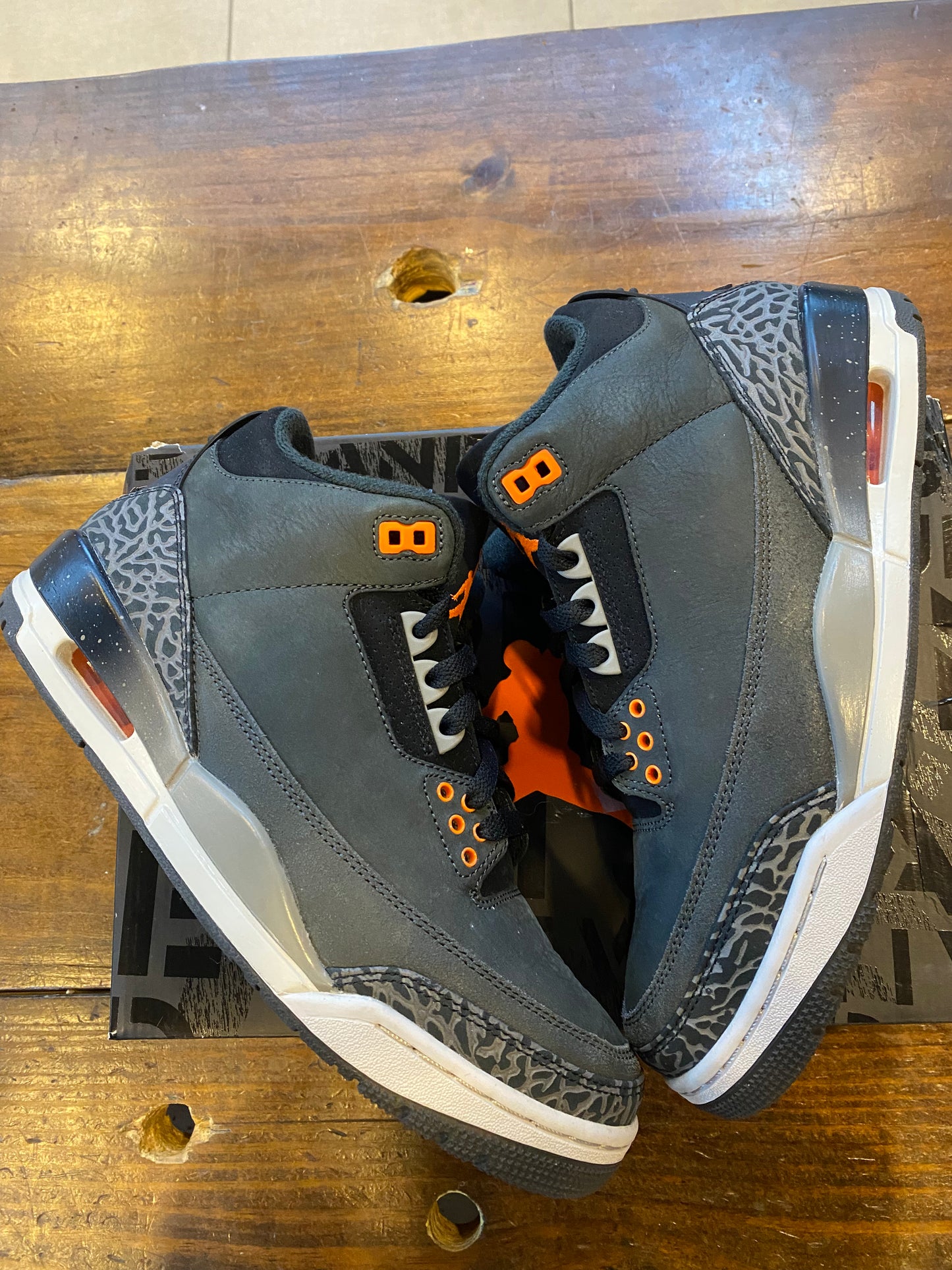 Jordan 3 Retro Fear 2023 PRE OWNED