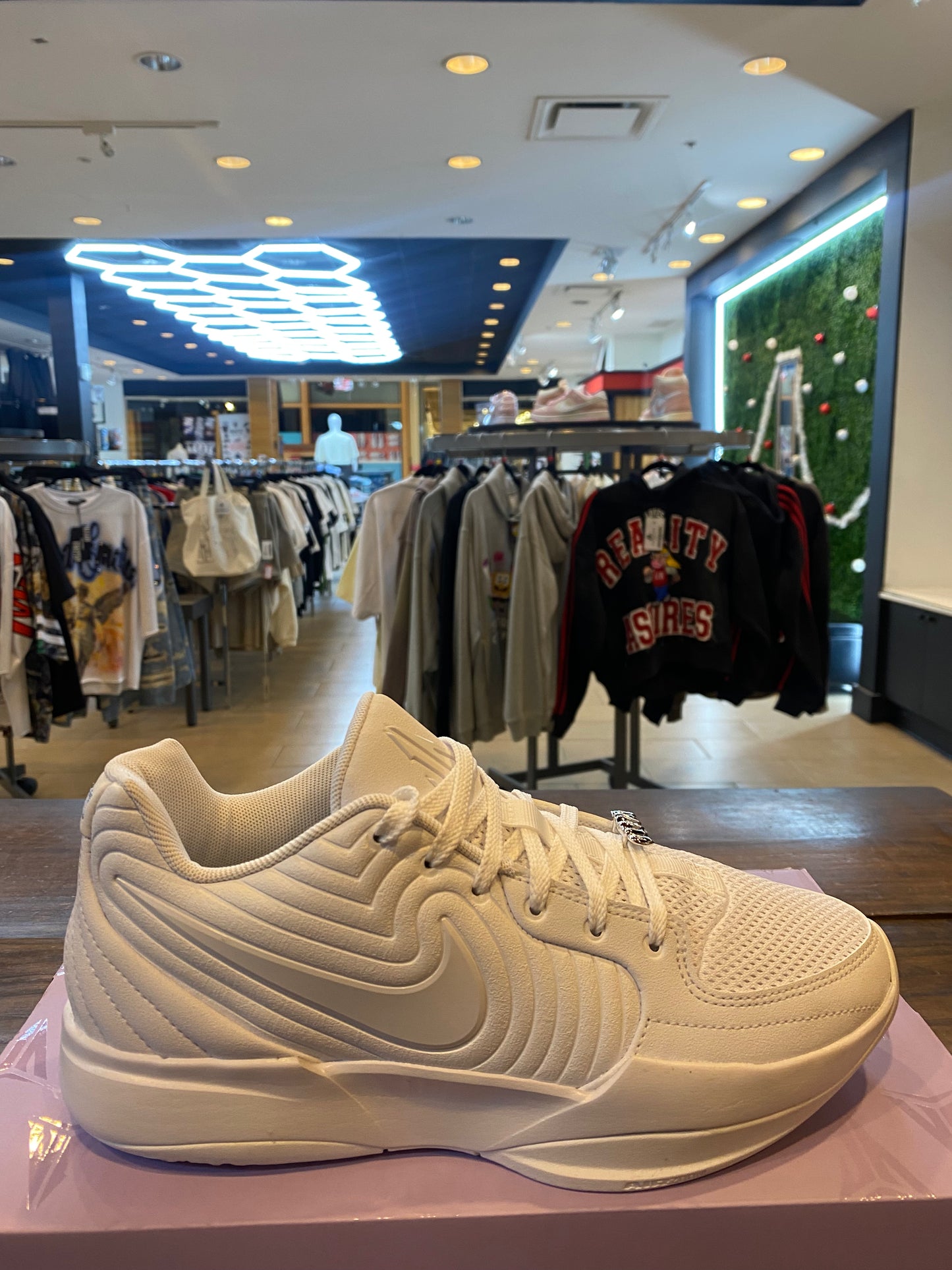 Ja 2 TB Triple White PRE OWNED