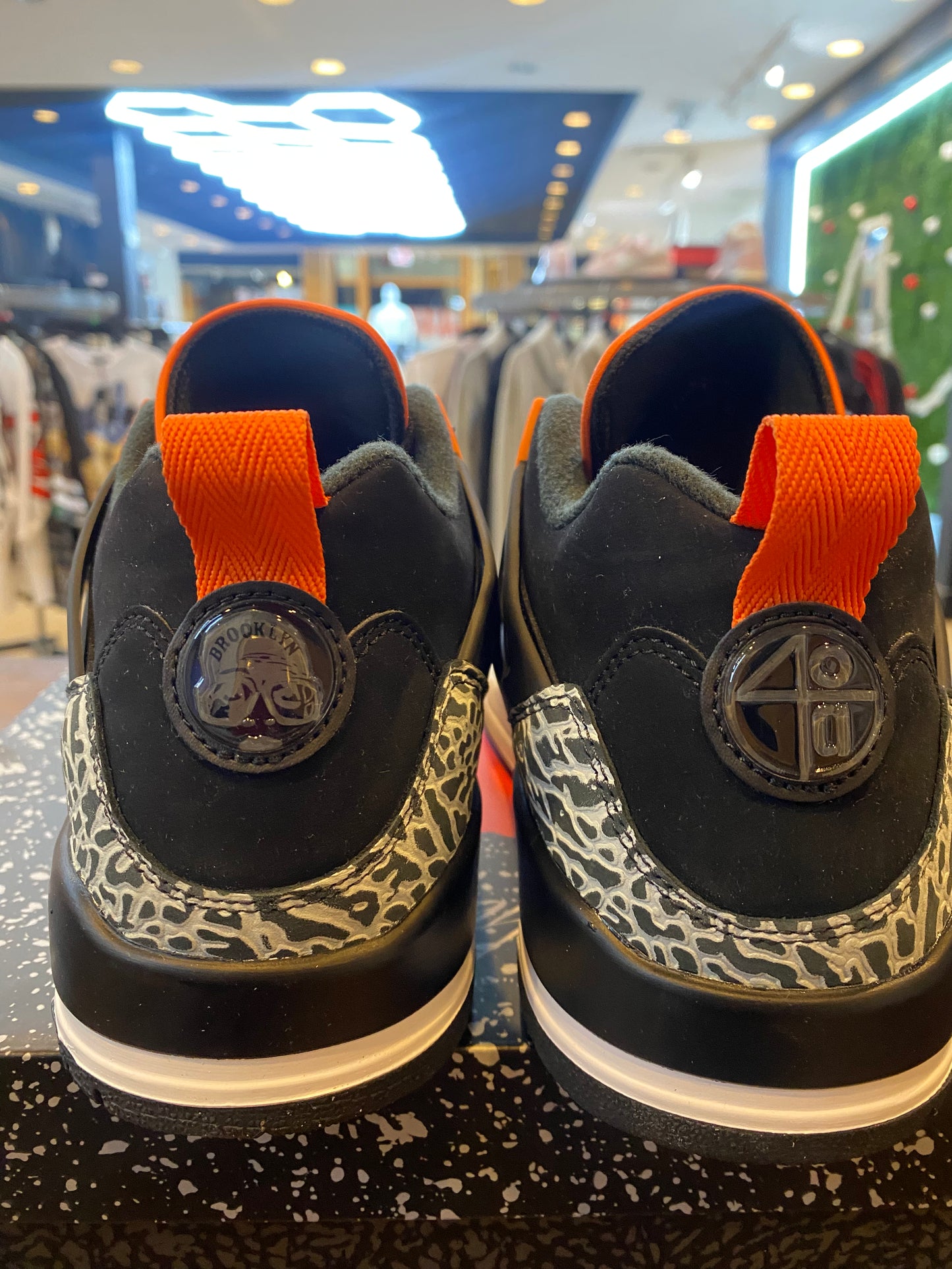 Jordan Spizike Low Halloween PRE OWNED