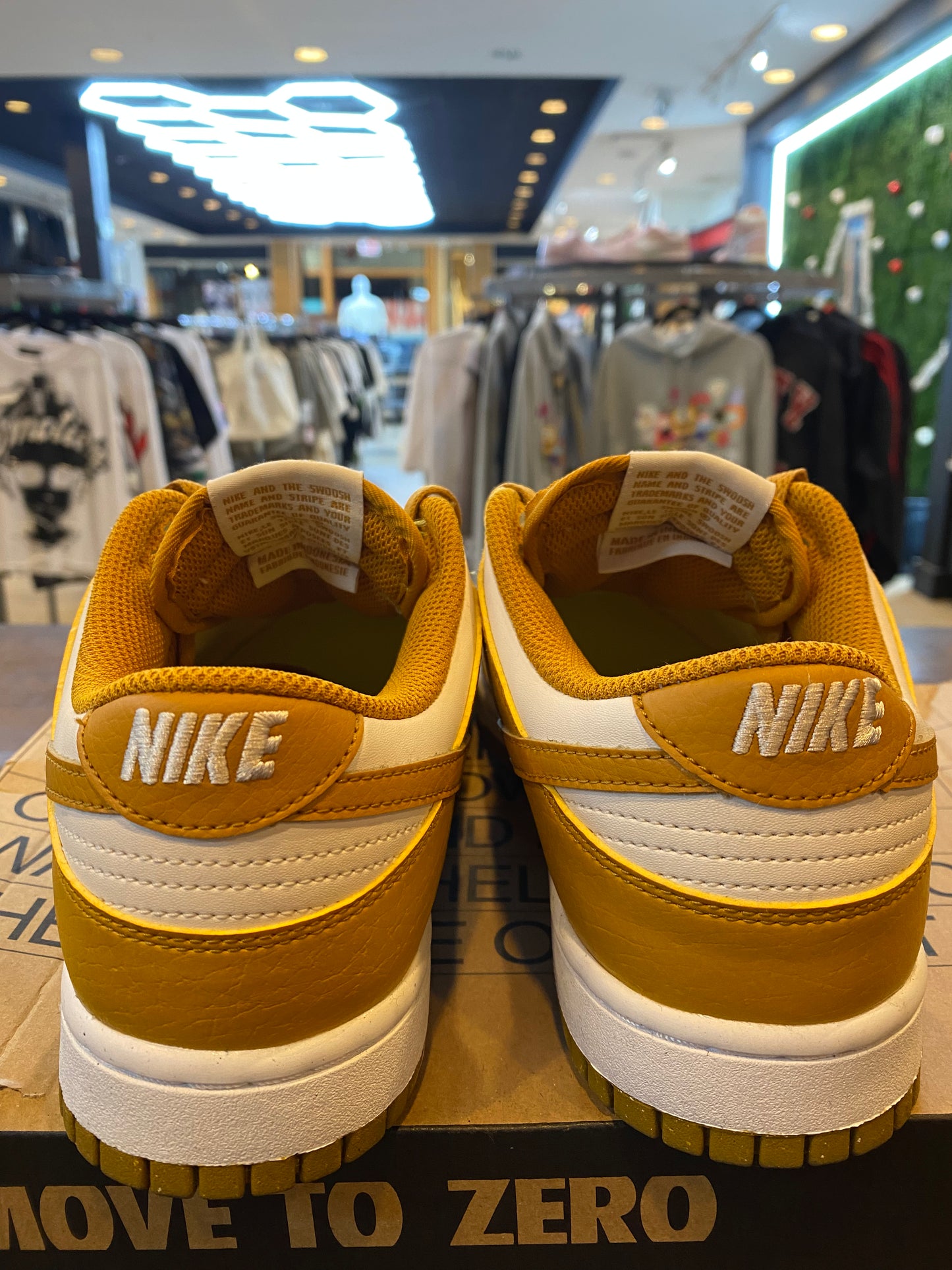 Wmns Dunk Low Next Nature Gold Phantom PRE OWNED