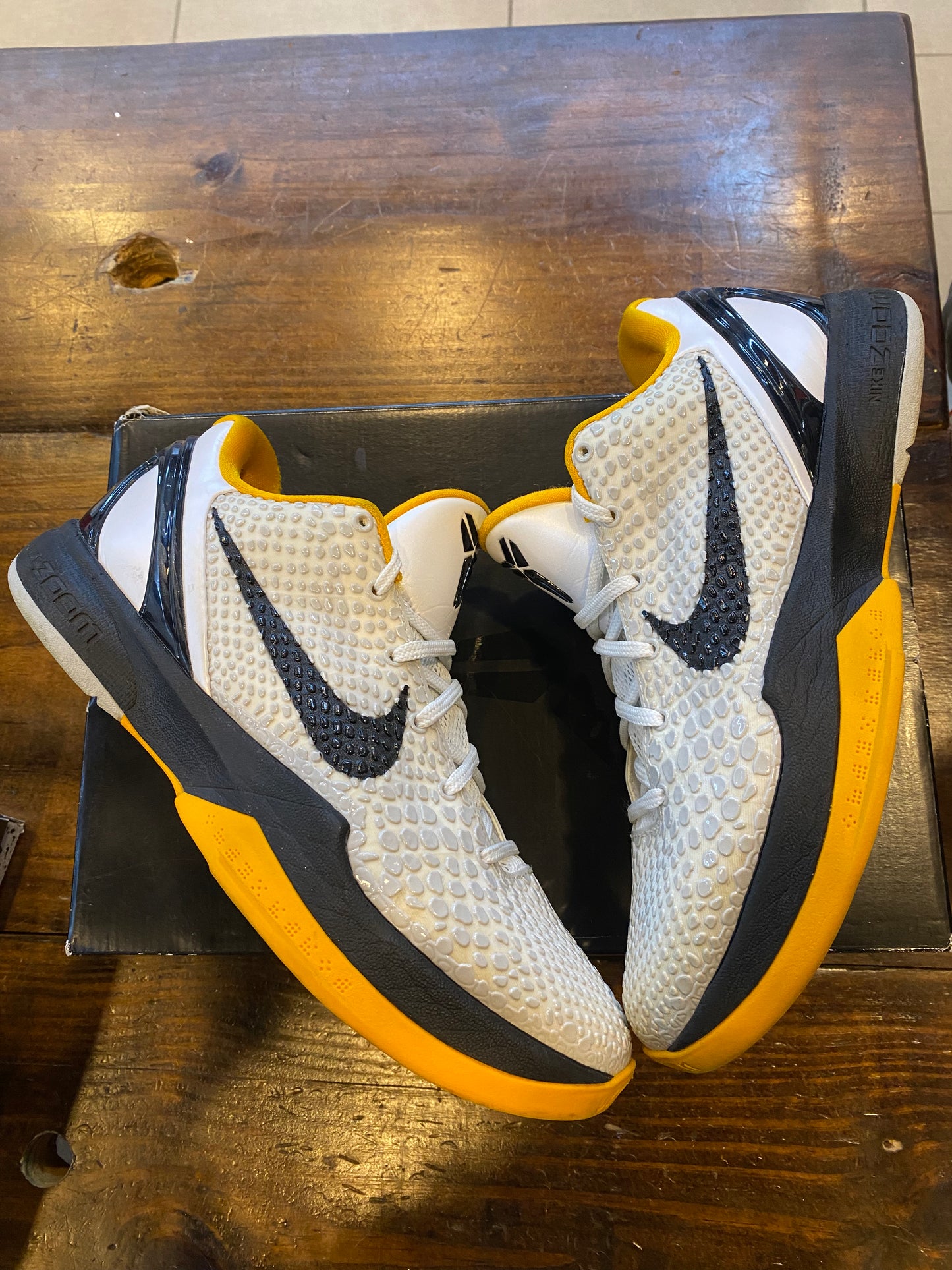 Zoom Kobe 6 Protro White Del Sol 2021 PRE OWNED