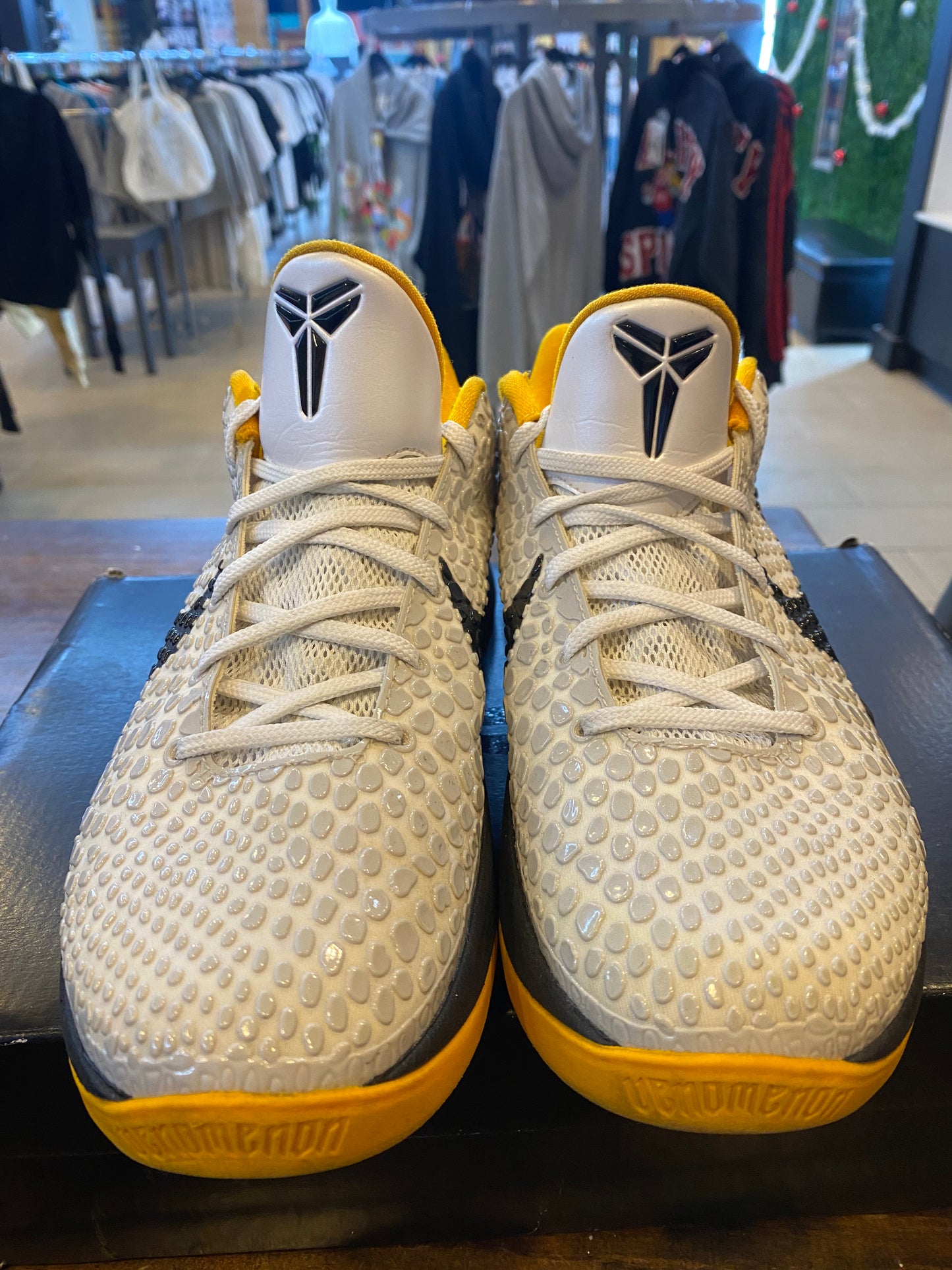 Zoom Kobe 6 Protro White Del Sol 2021 PRE OWNED