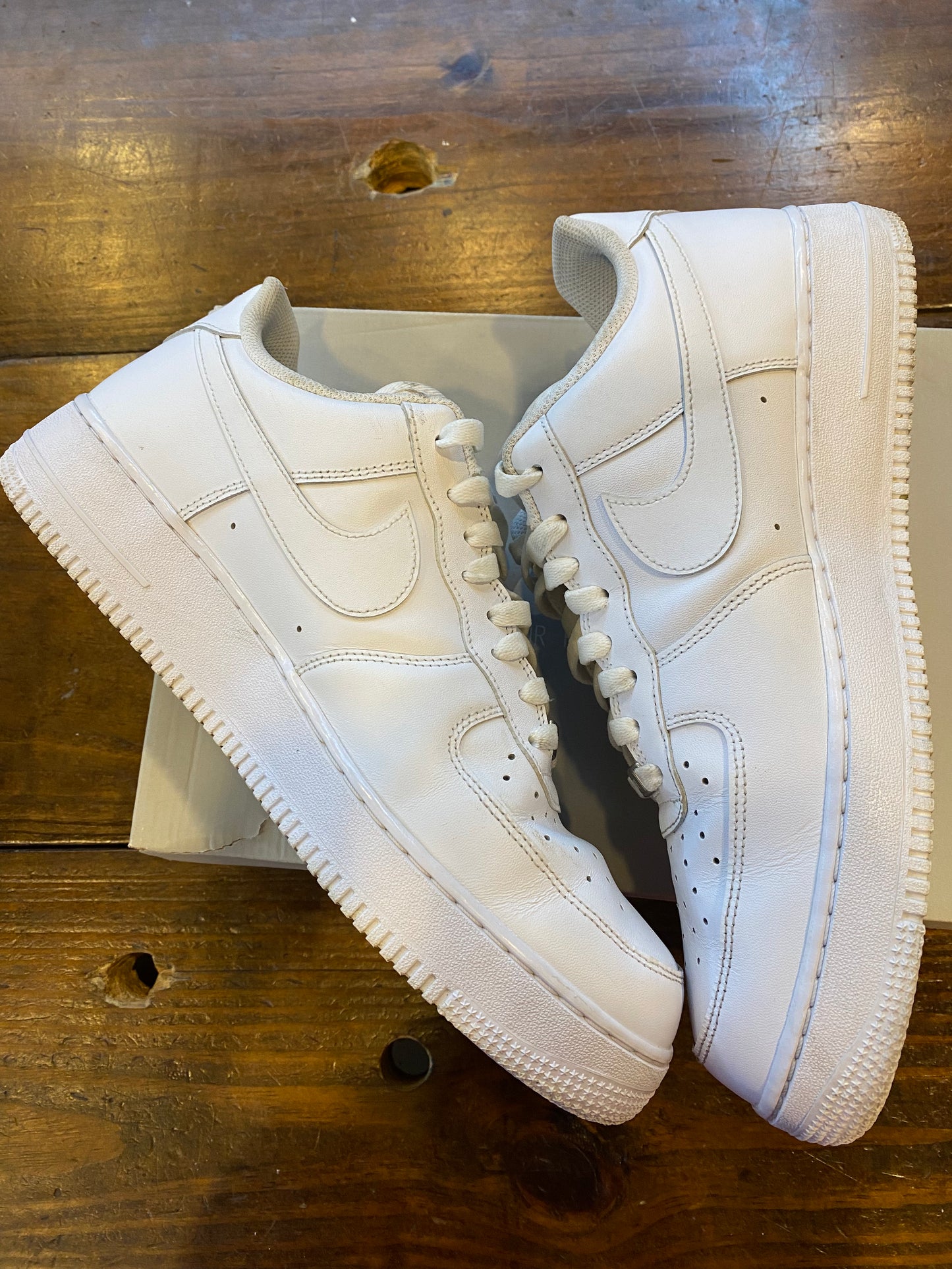 Air Force 1 07 Triple White PRE OWNED
