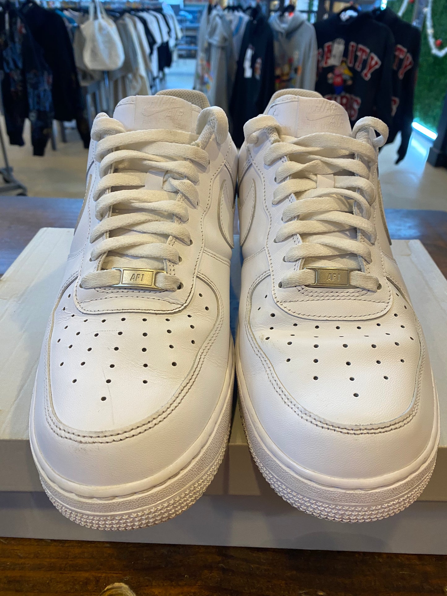 Air Force 1 07 Triple White PRE OWNED