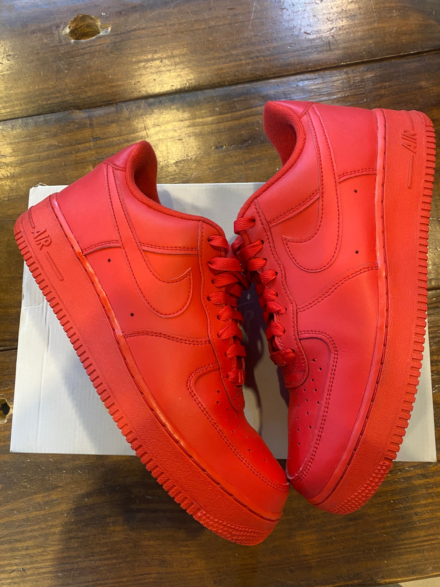 Air Force 1 Low 07 LV 8 1 Triple Red PRE OWNED