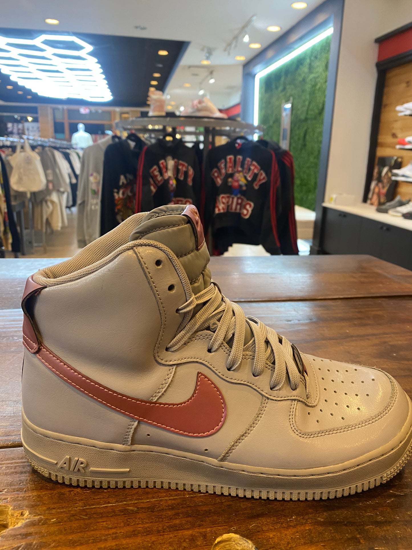 Air Force 1 High 07 LV 8 Pure Platinum PRE OWNED