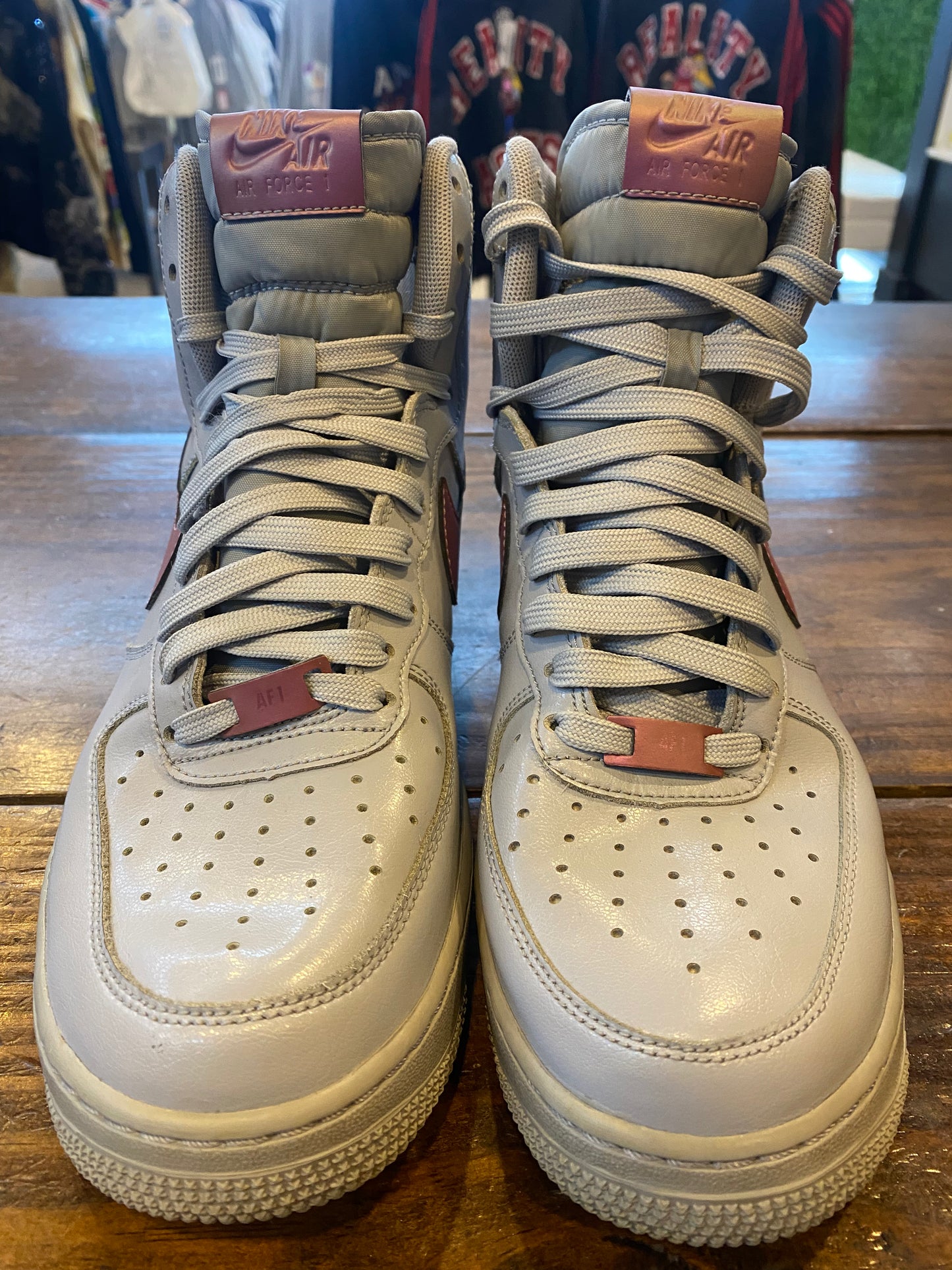 Air Force 1 High 07 LV 8 Pure Platinum PRE OWNED