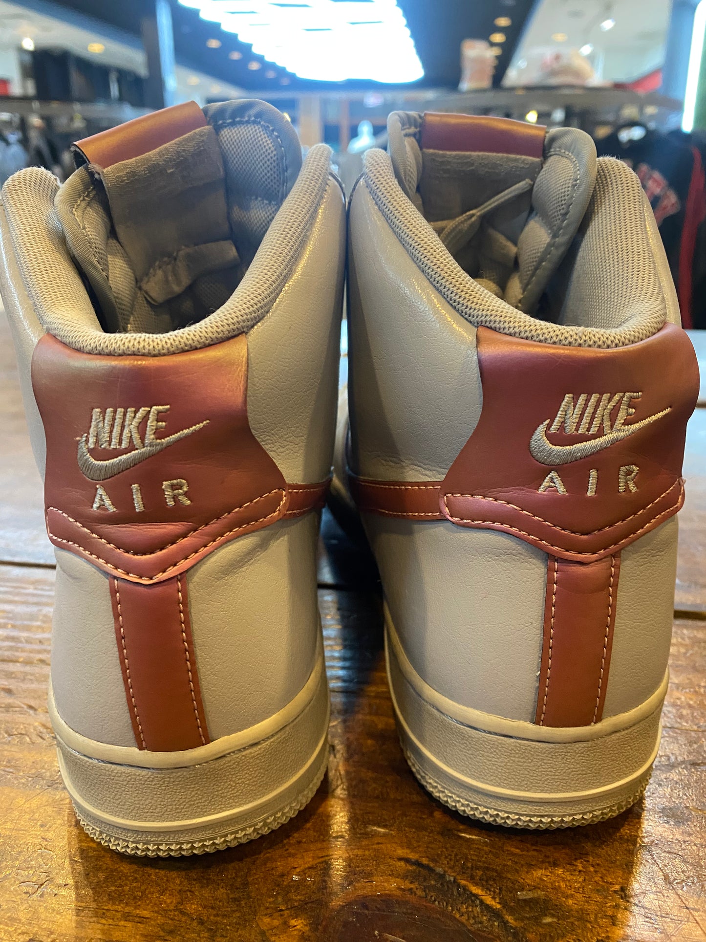 Air Force 1 High 07 LV 8 Pure Platinum PRE OWNED