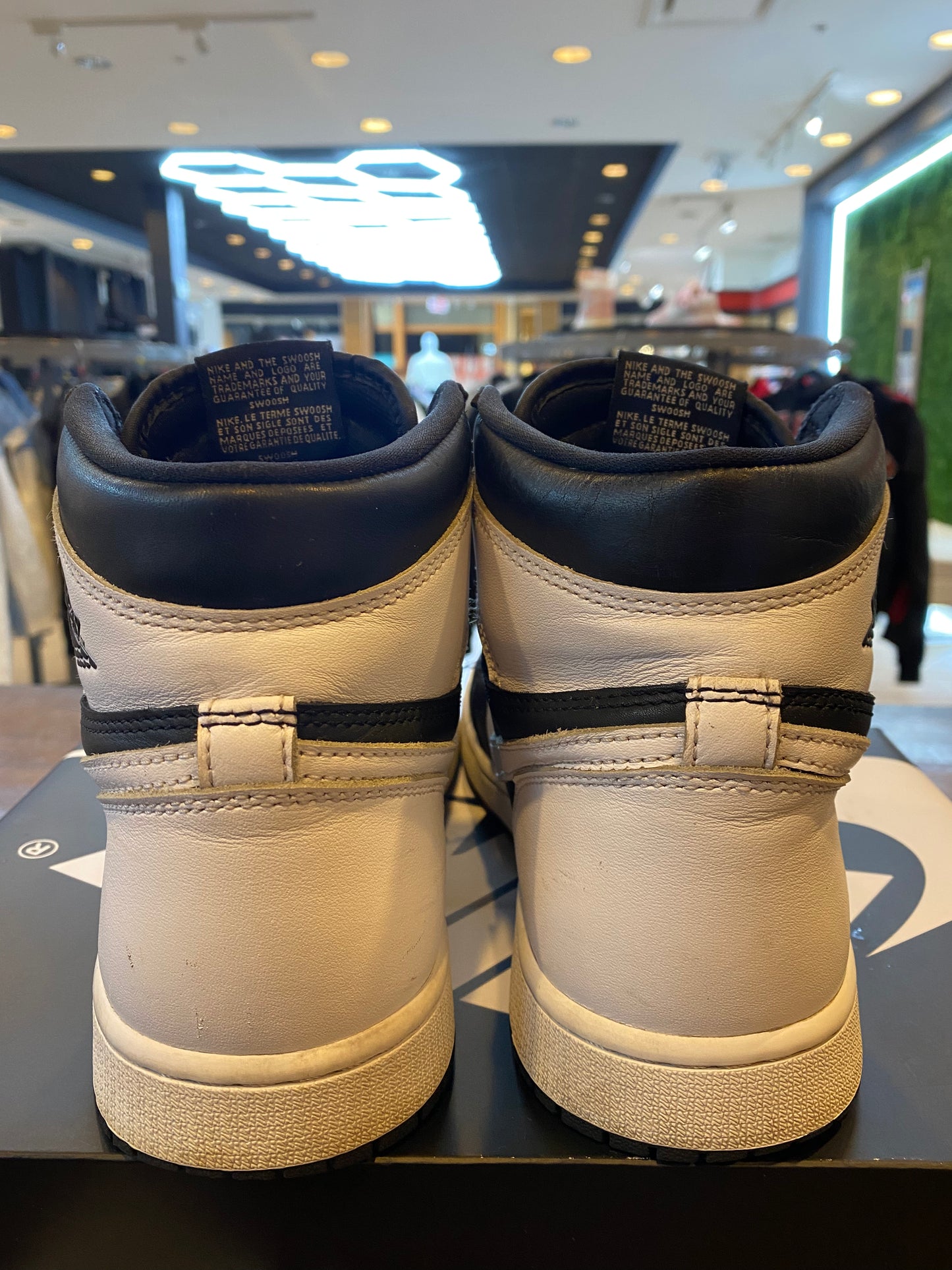 Jordan 1 Retro High OG Black White 2 0 PRE OWNED