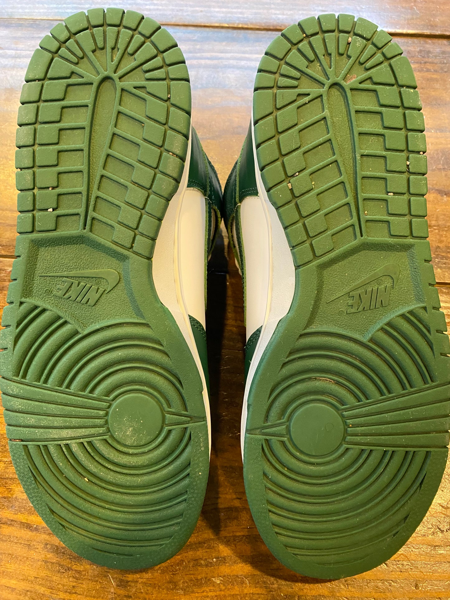 Dunk High Australia PRE OWNED