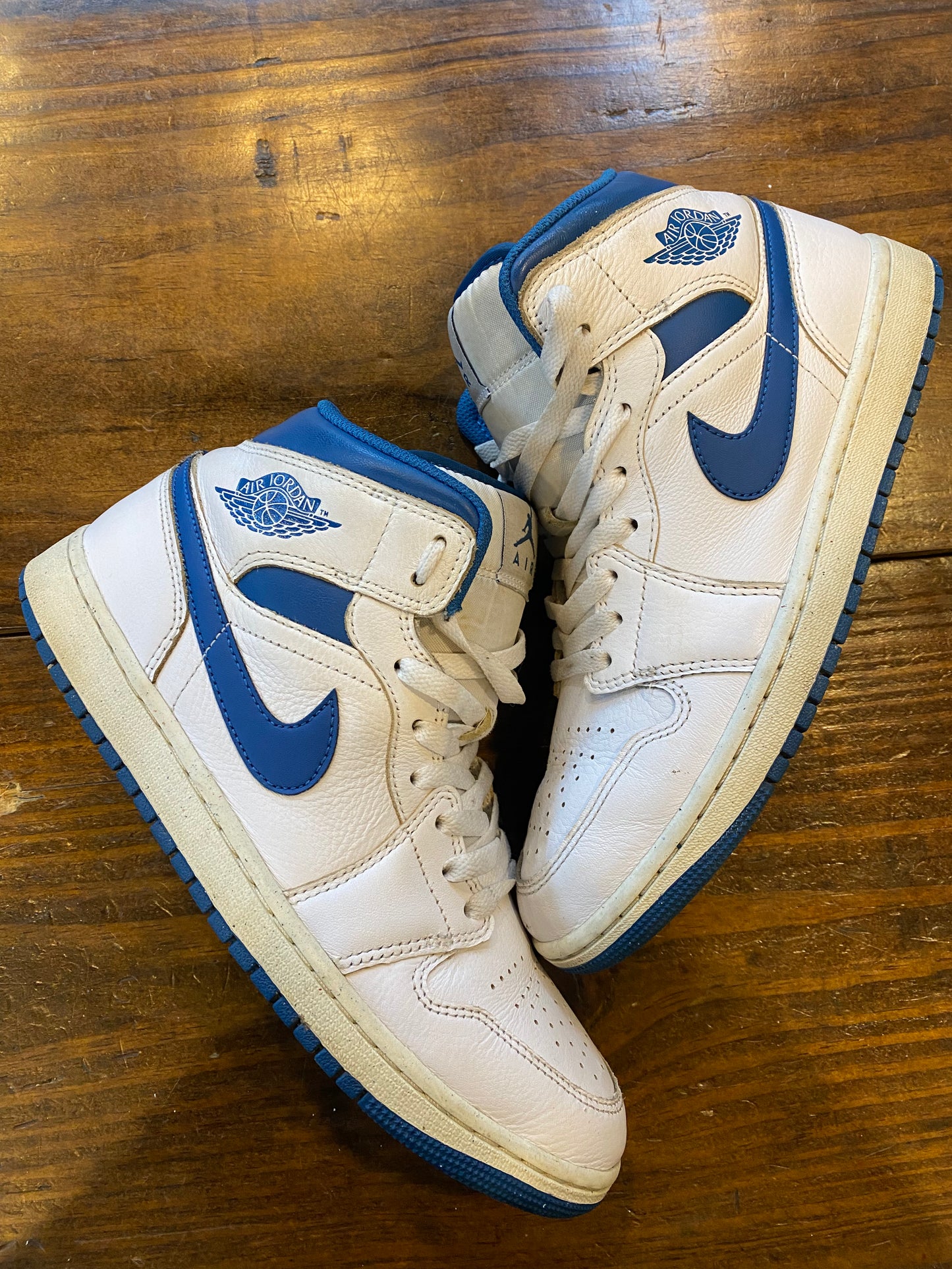 Jordan 1 Mid Industrial Blue PRE OWNED