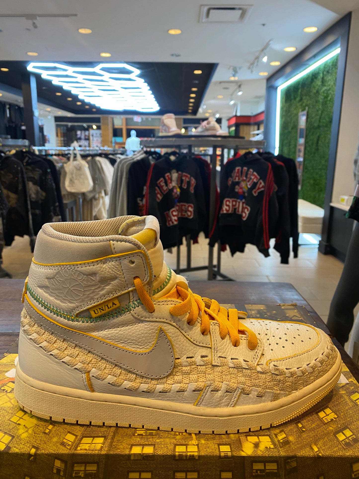 Union LA X Bephies Beauty Supply X Jordan 1 Retro High OG SP Summer Of 96 PRE OWNED