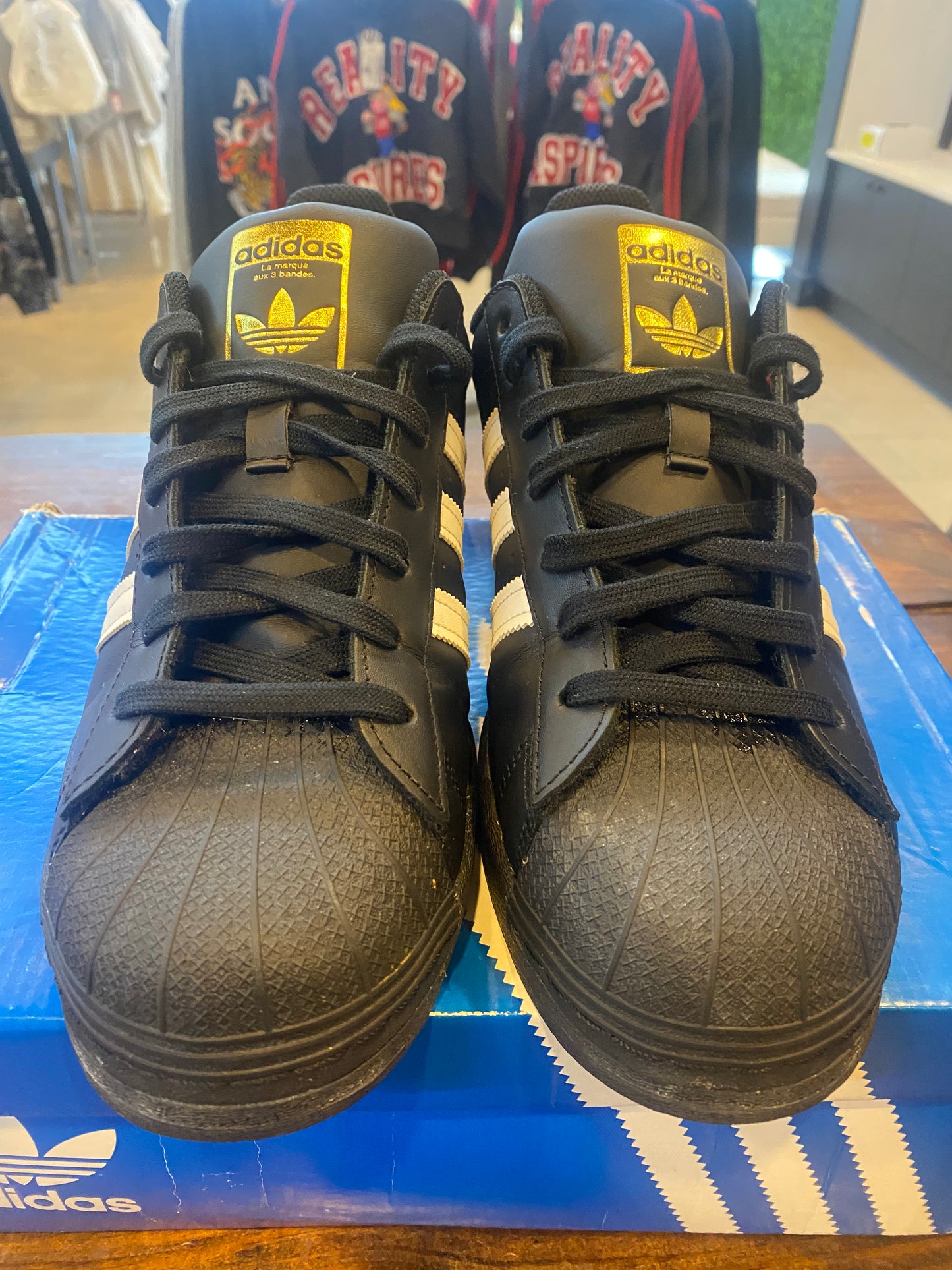 Superstar Core Black White PRE OWNED